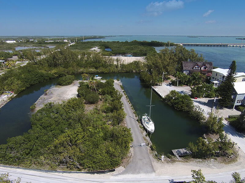 195 W Shore Drive Property Photo 43
