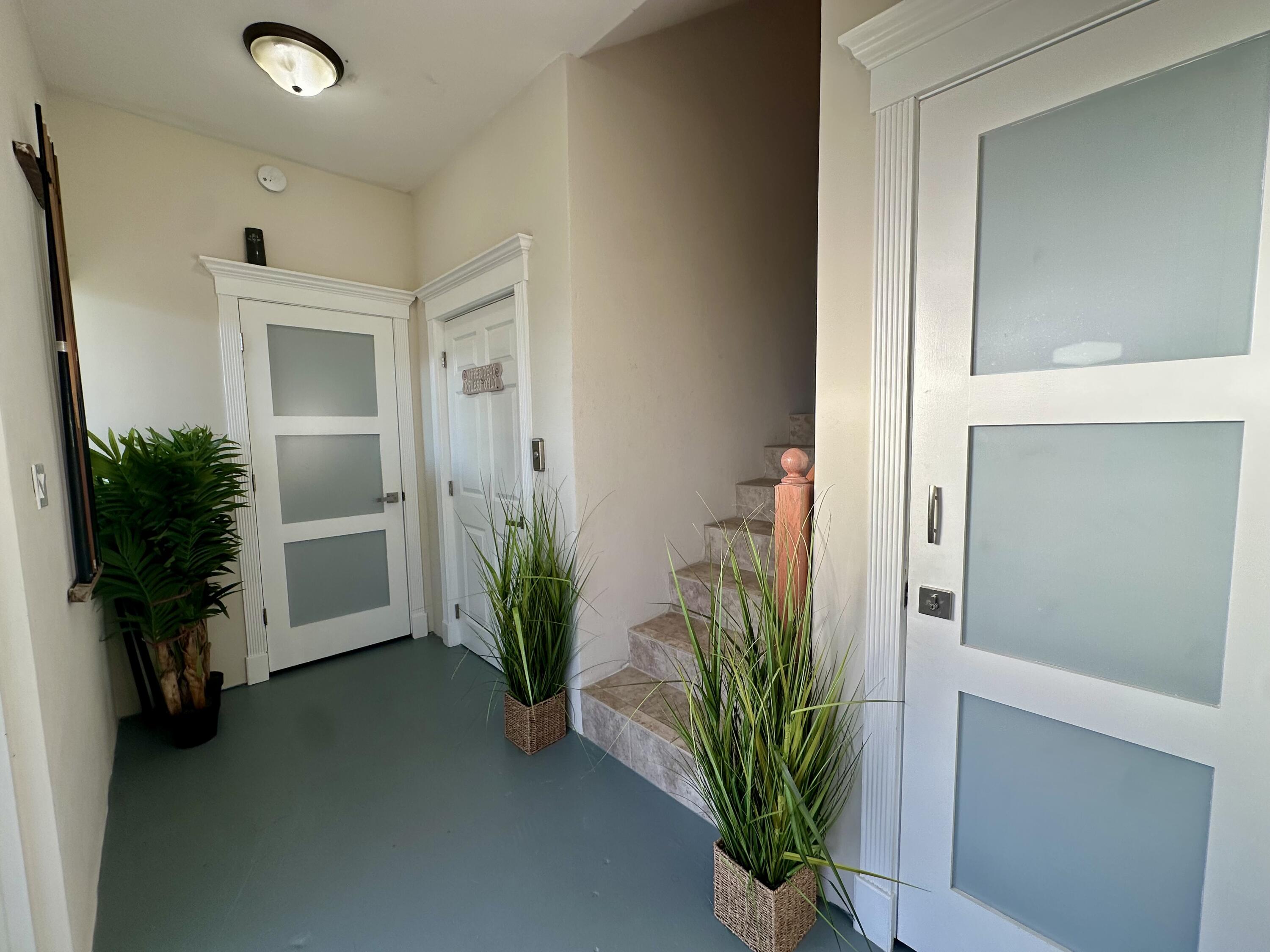 1516 Aqueduct Lane Property Photo 6