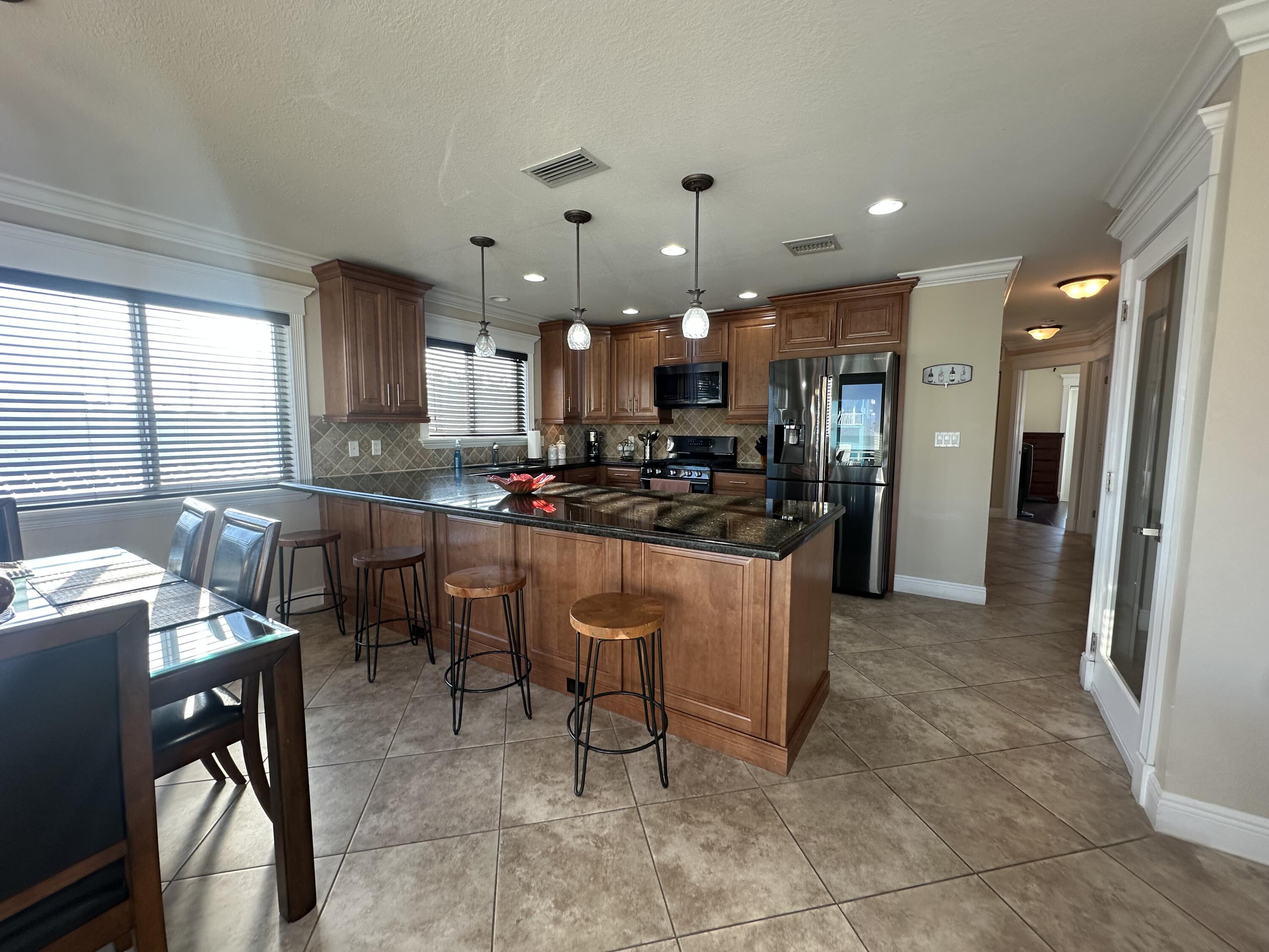 1516 Aqueduct Lane Property Photo 9