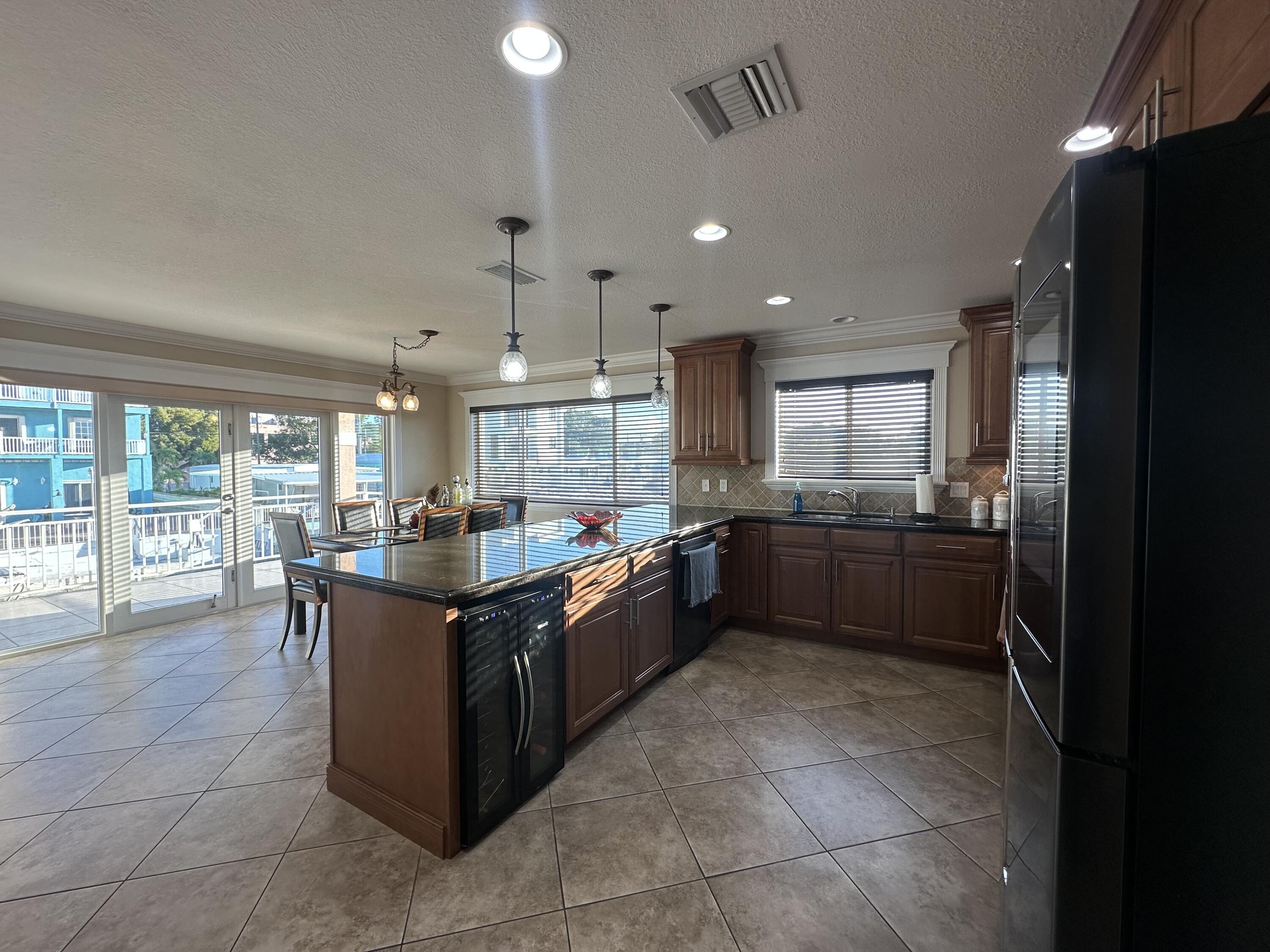 1516 Aqueduct Lane Property Photo 12