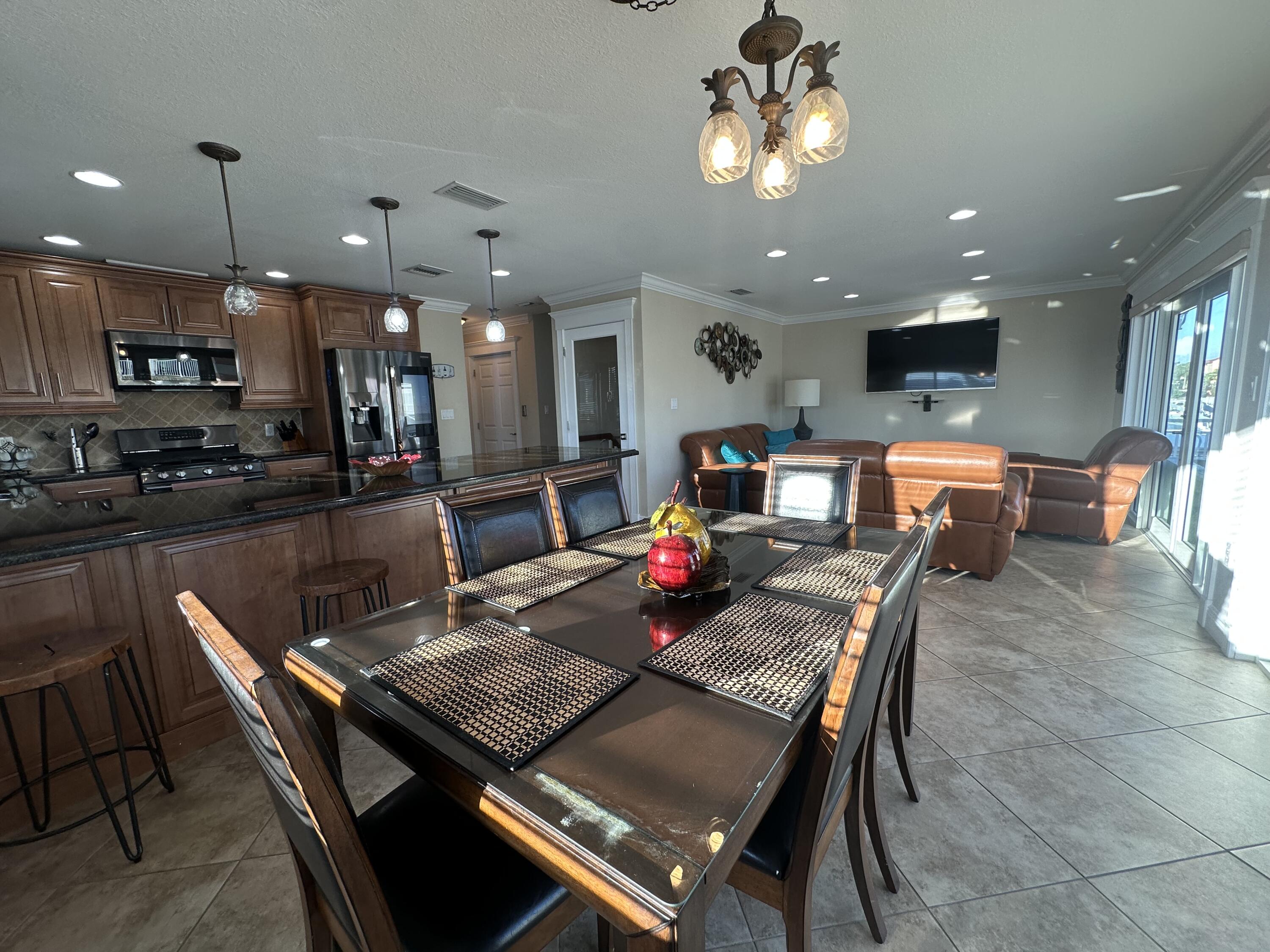 1516 Aqueduct Lane Property Photo 16
