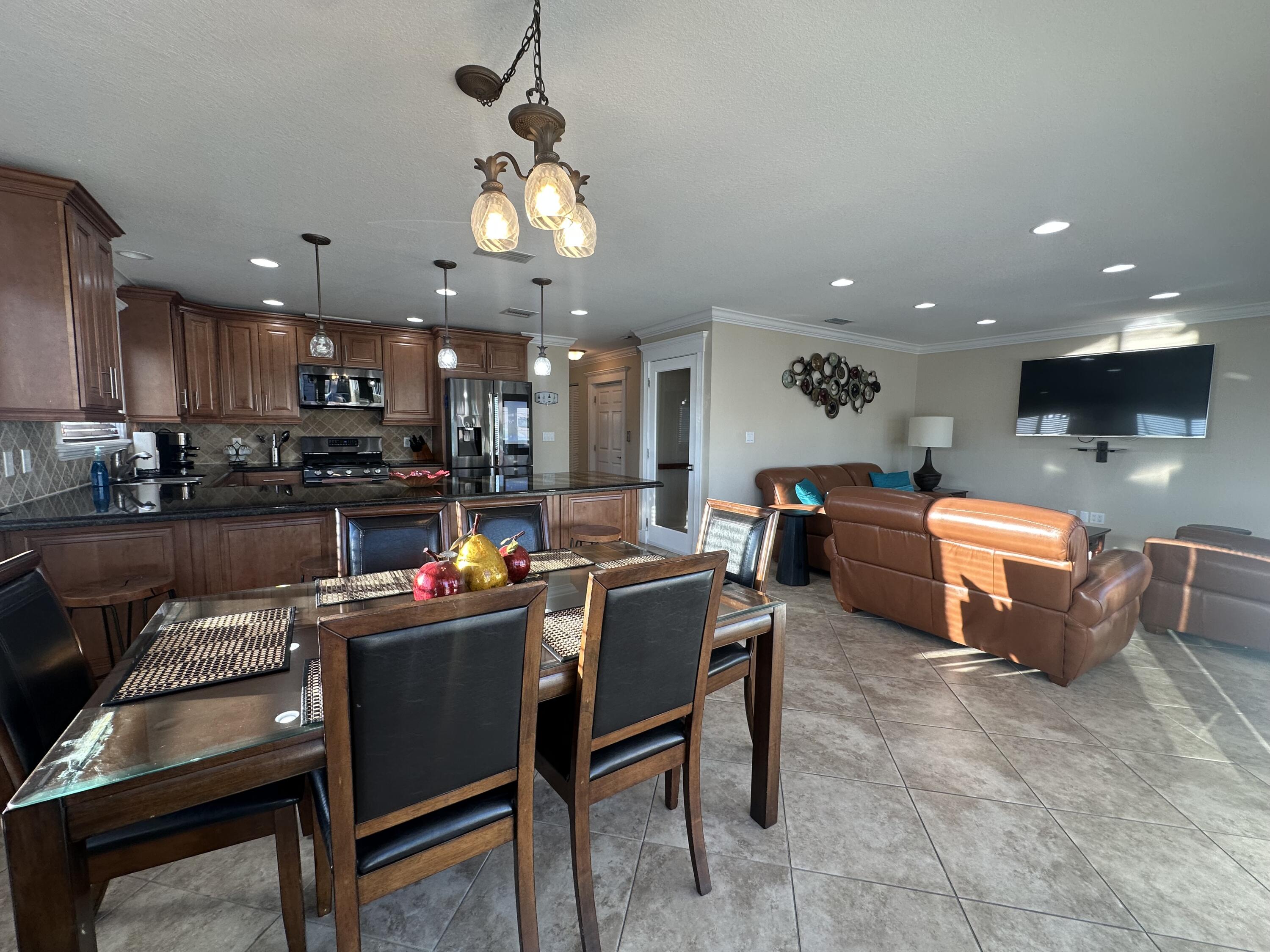 1516 Aqueduct Lane Property Photo 17