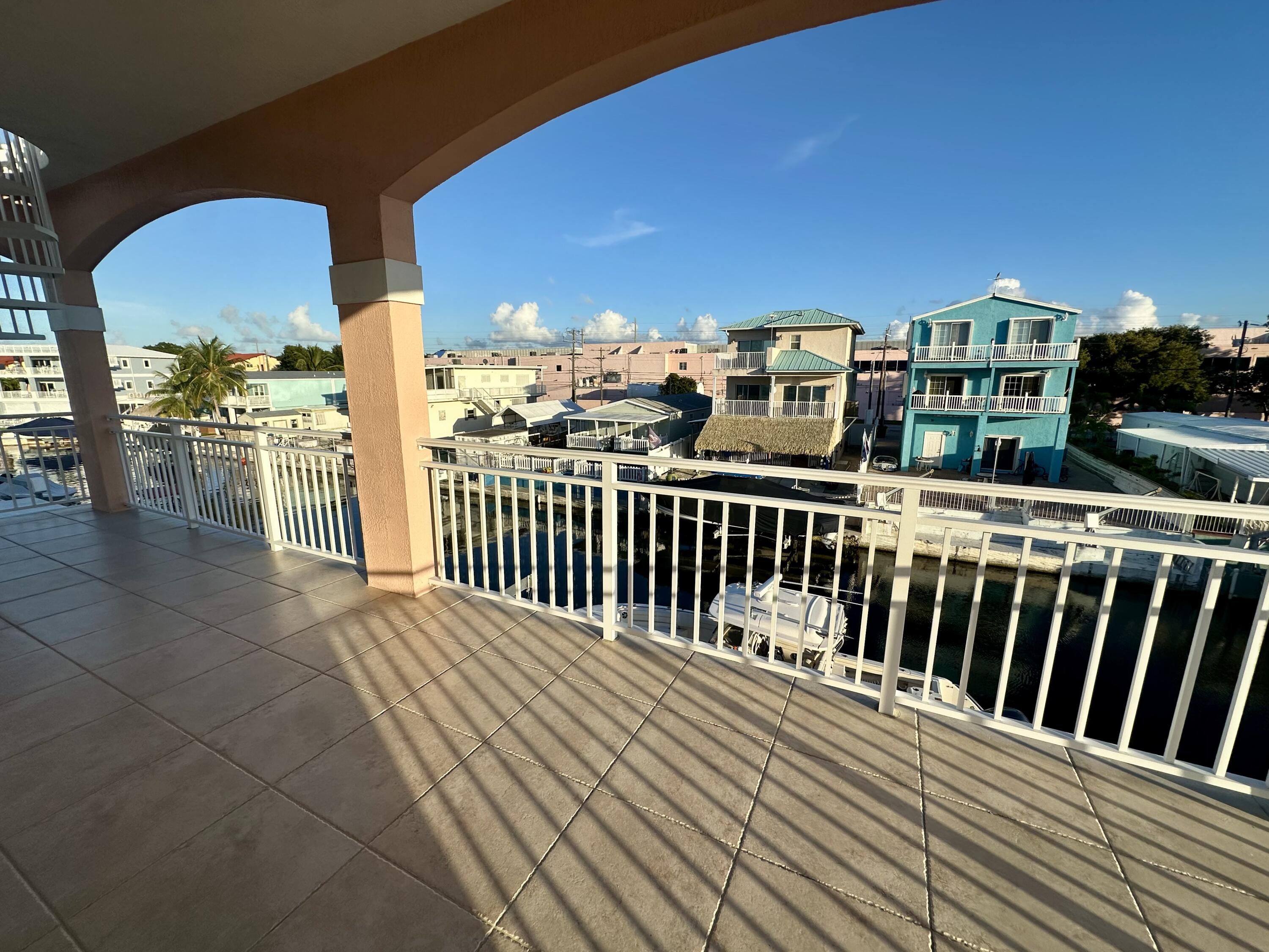 1516 Aqueduct Lane Property Photo 45