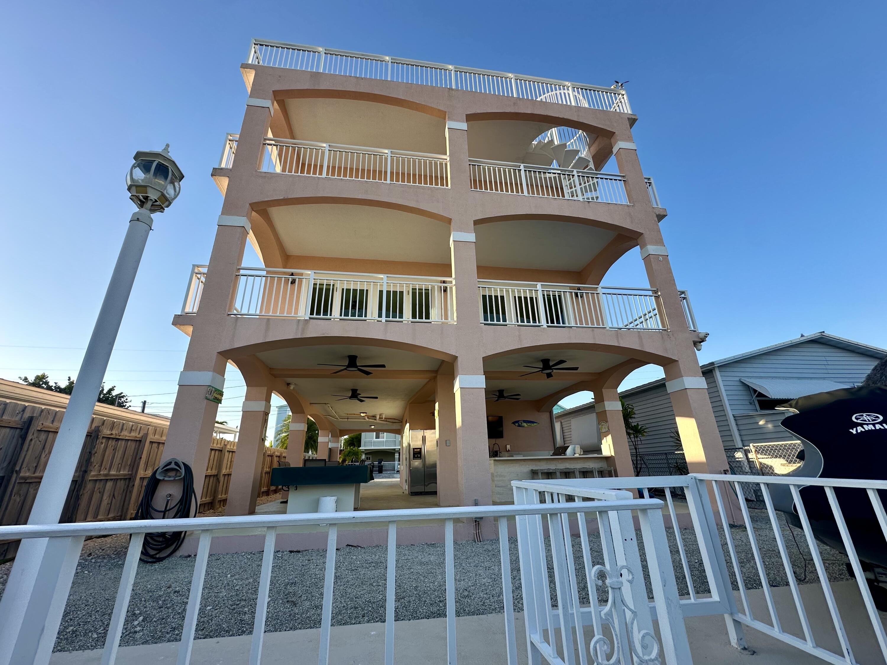 1516 Aqueduct Lane Property Photo 49
