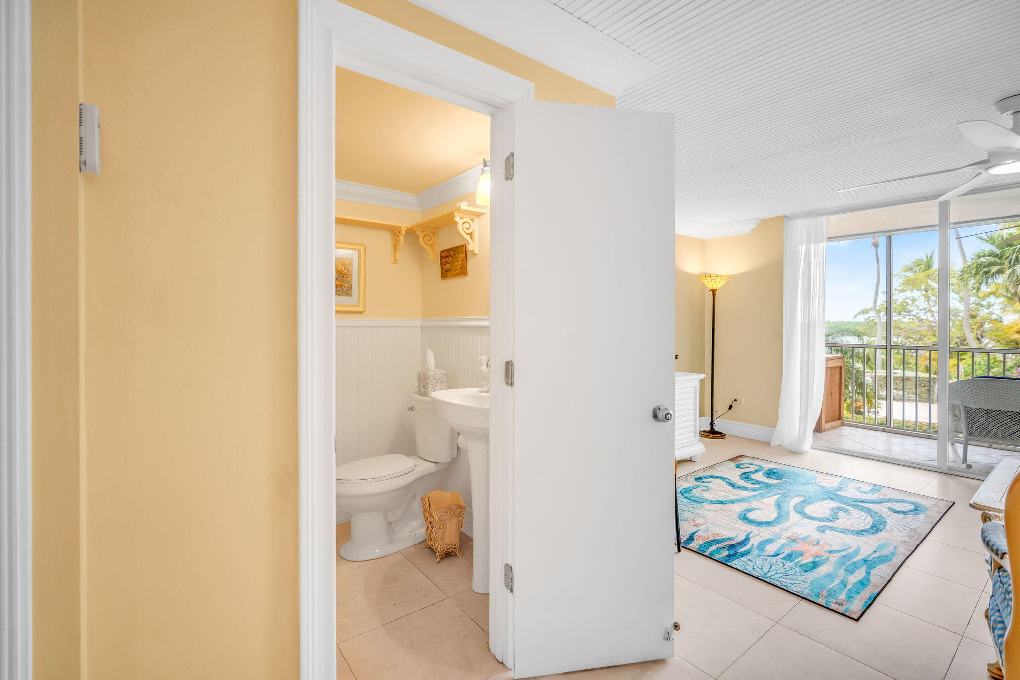 200 Harborview Drive 101 Property Photo 14
