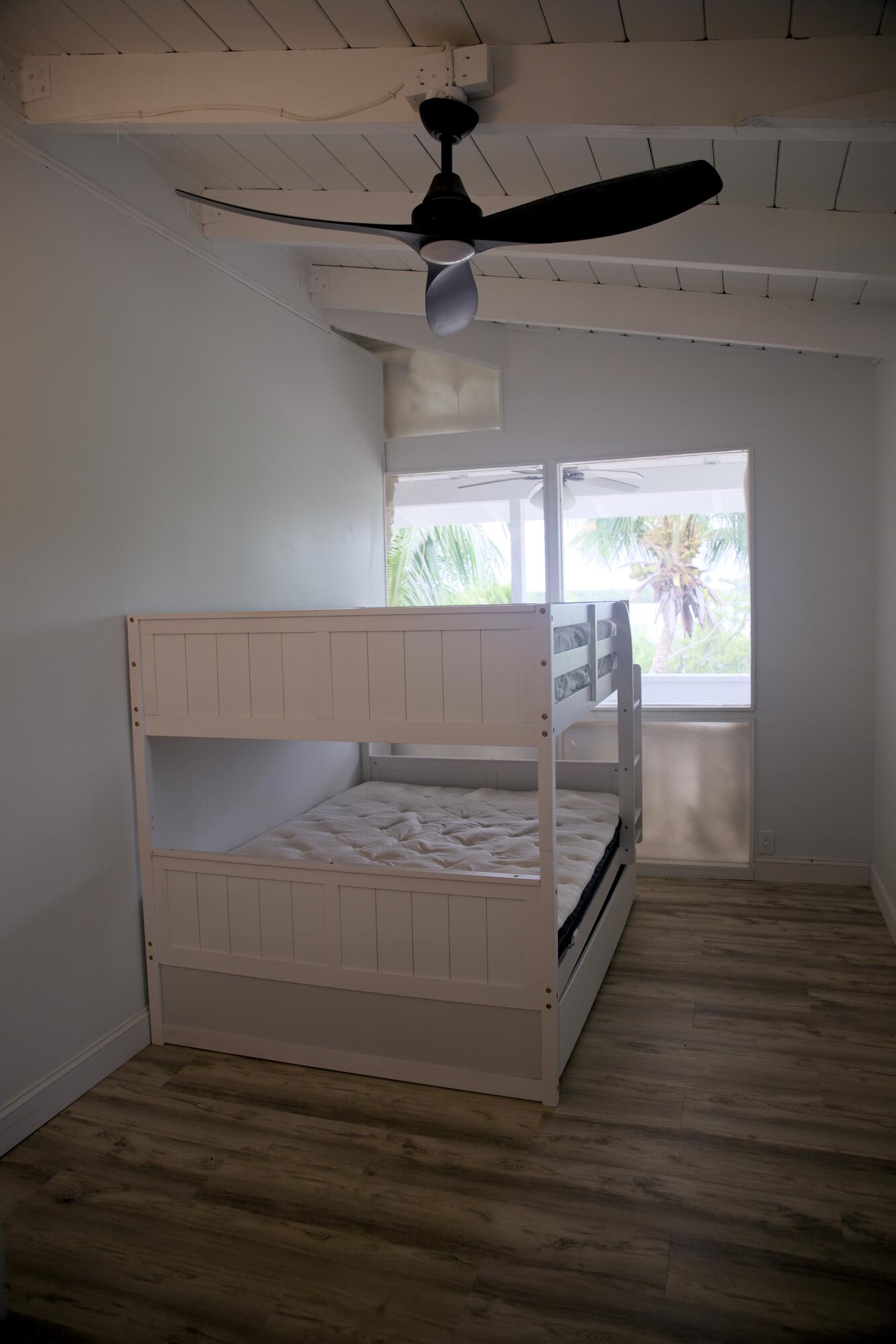 277 Peachtree Avenue Property Photo 25