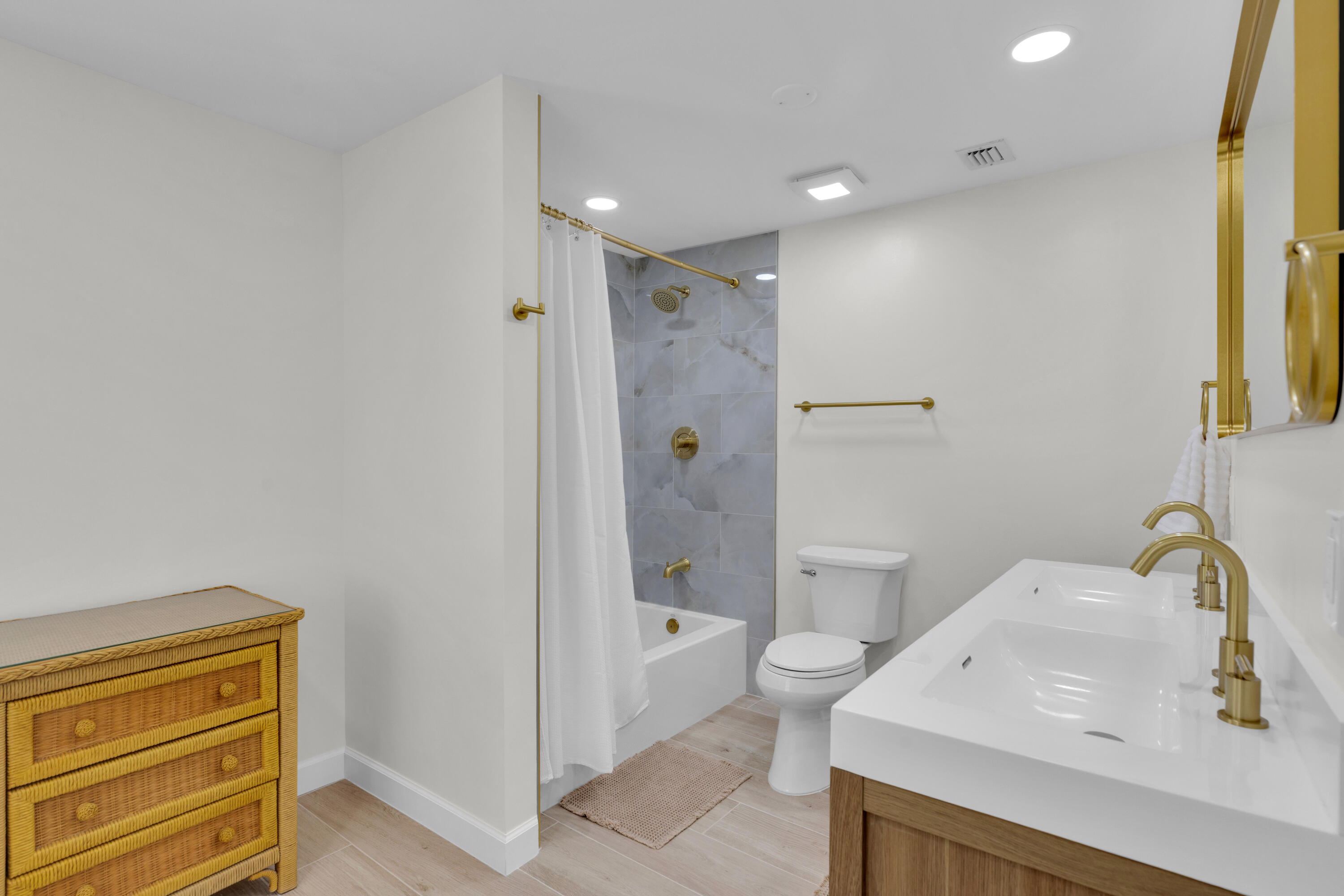 82207 Old Highway Property Photo 30