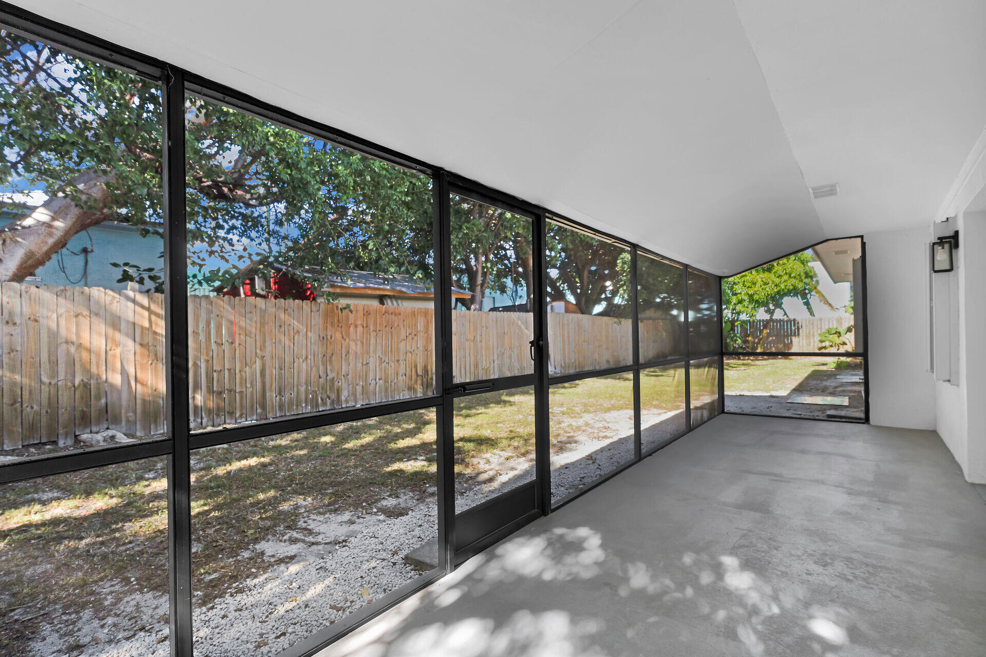 82207 Old Highway Property Photo 35