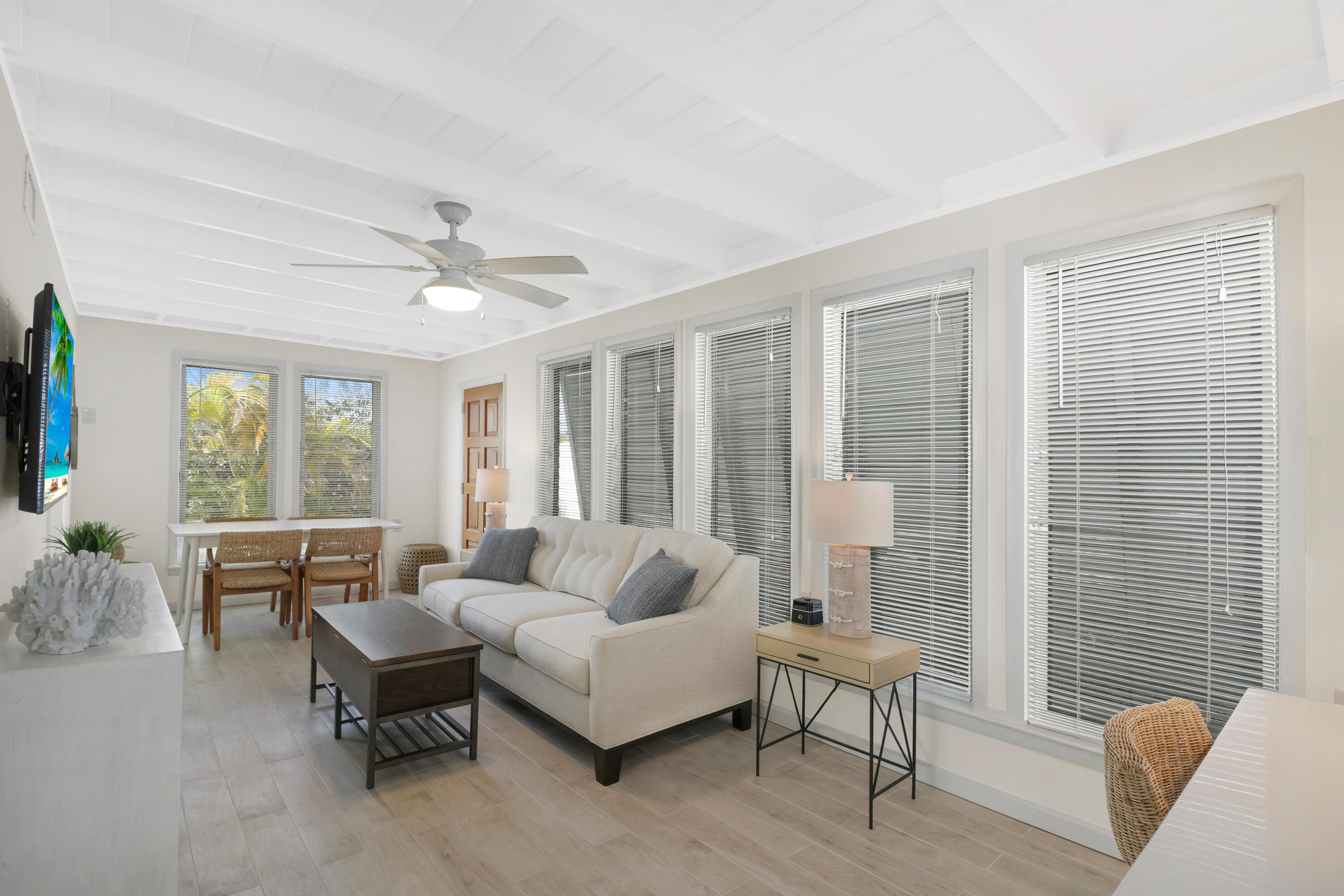53 Barry Avenue Property Photo 8