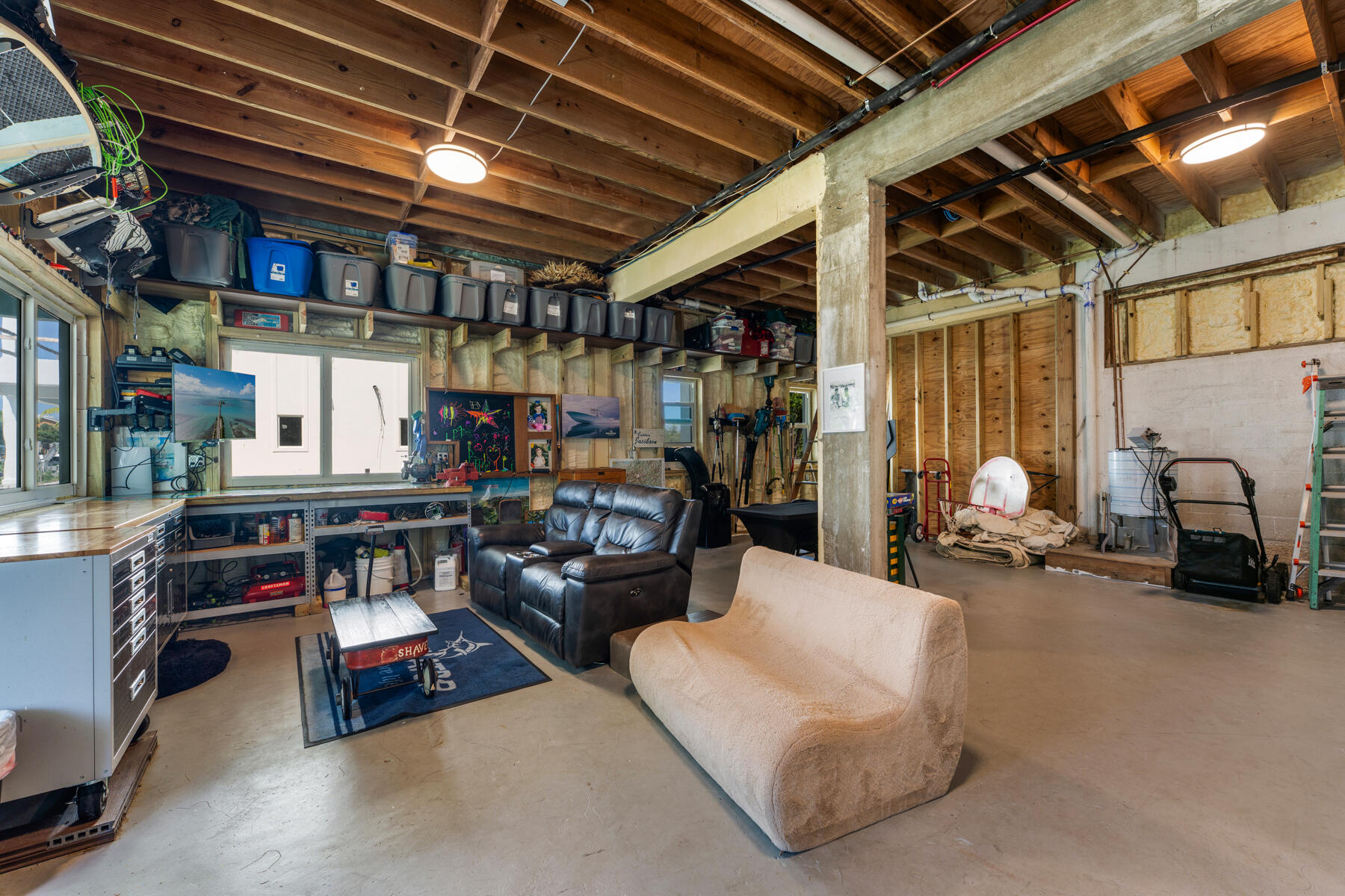 185 Ojibway Avenue Property Photo 41