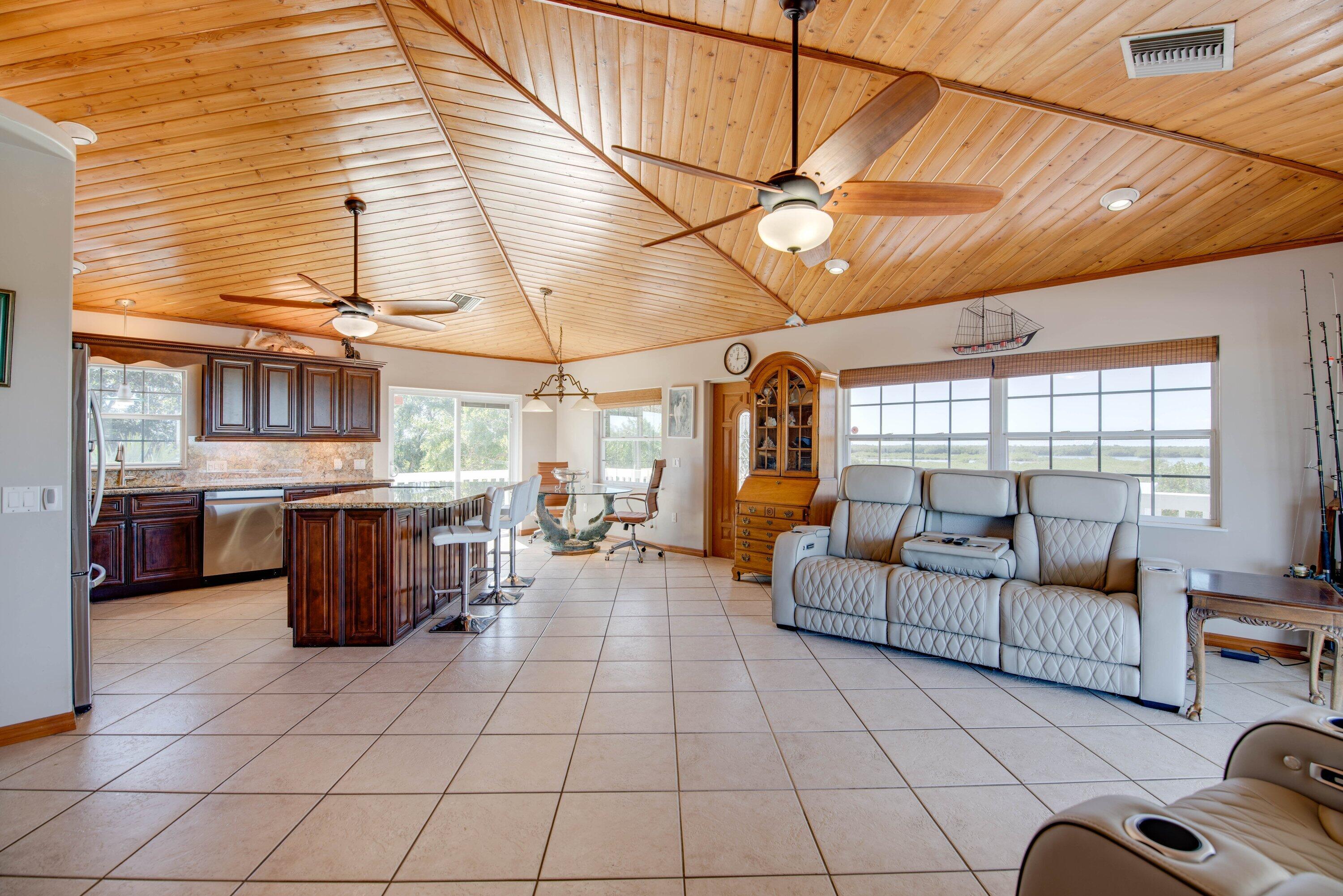 27821 Leeward S Road Property Photo 10