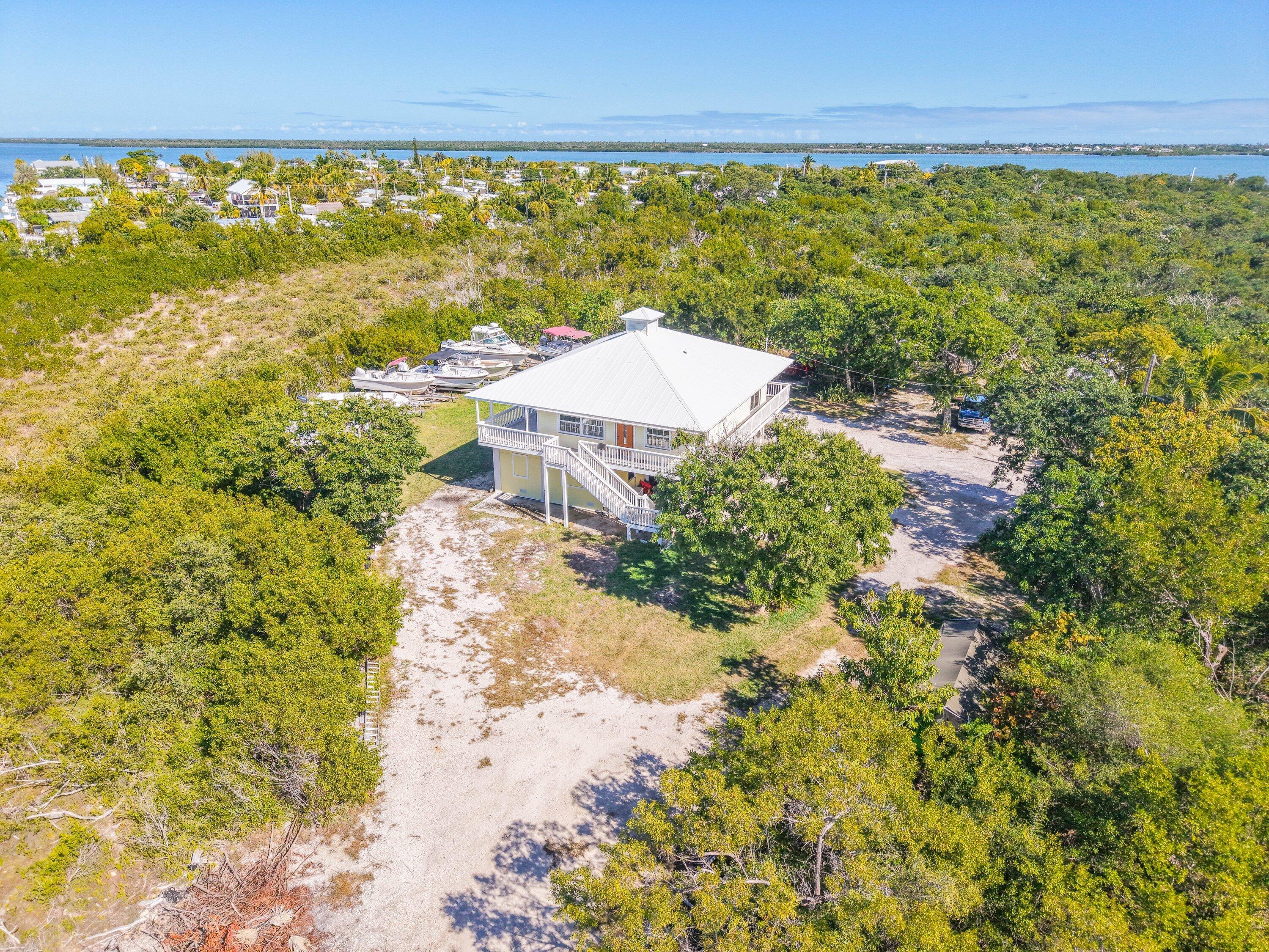 27821 Leeward S Road Property Photo 32