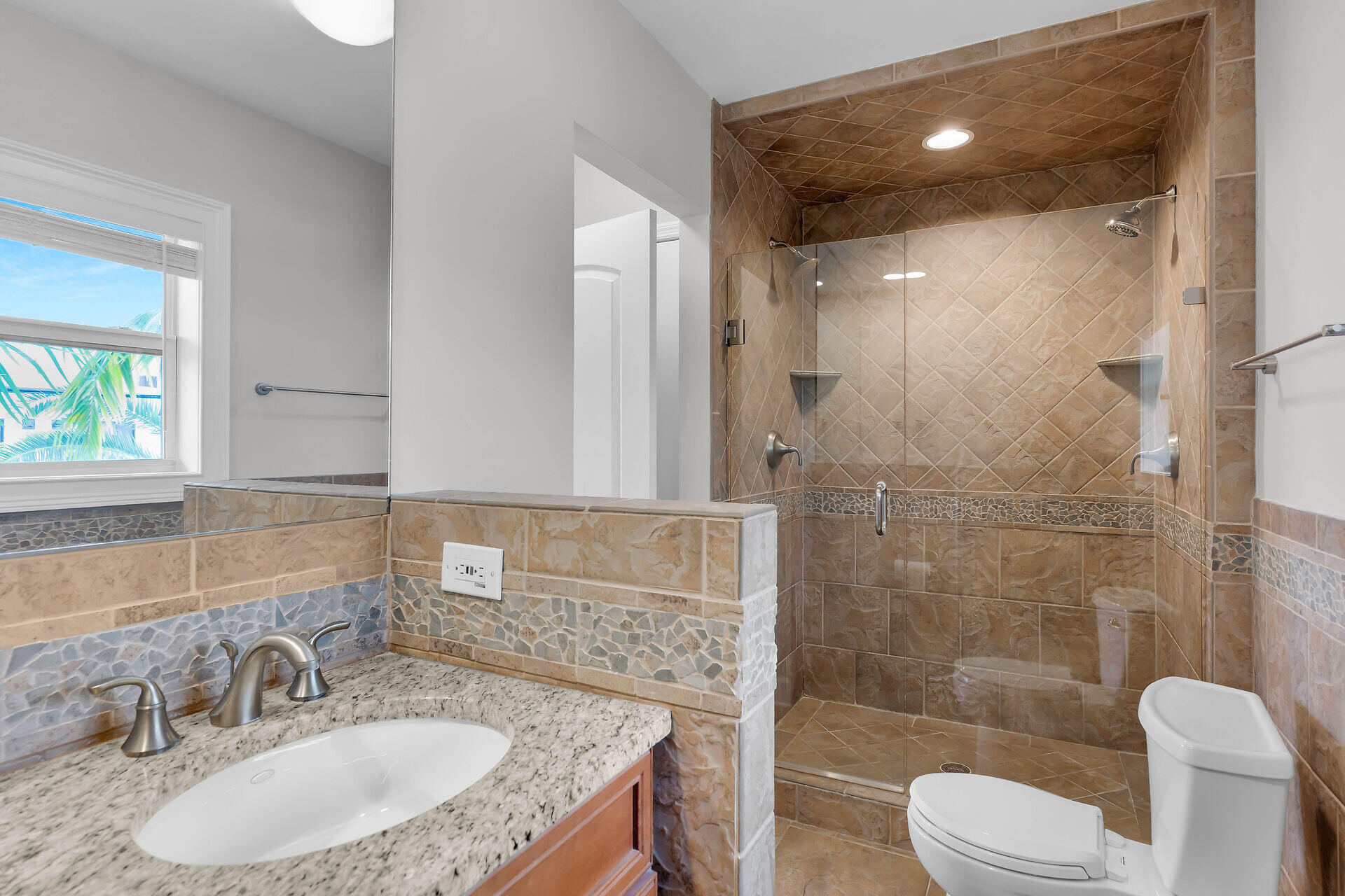 272 W Seaview Drive Property Photo 14