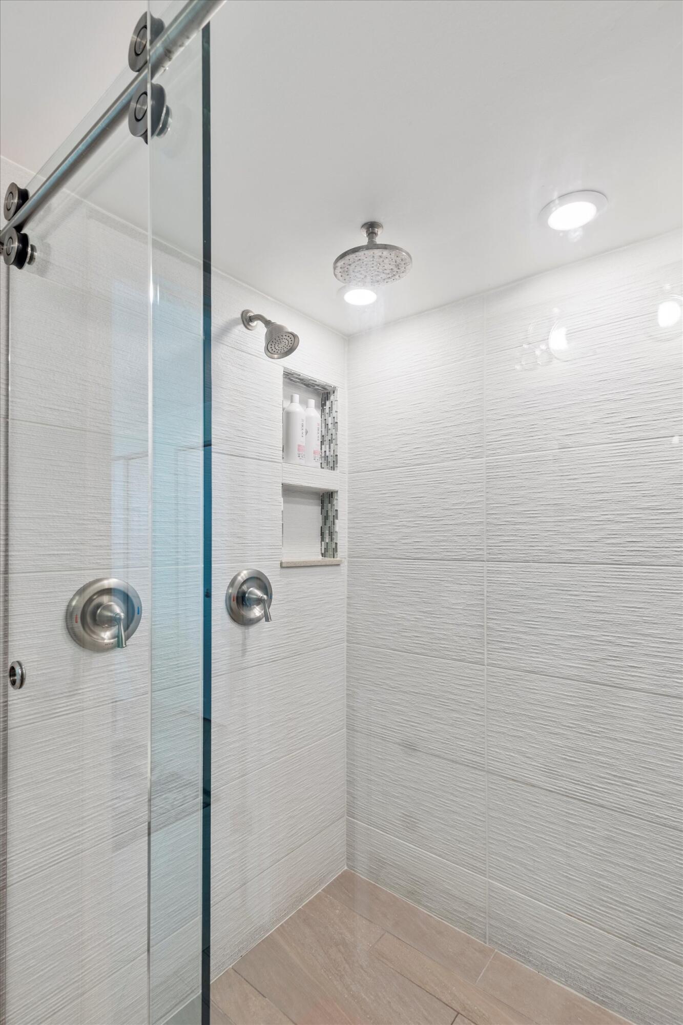 701 Spanish Main Drive 47 Property Photo 27