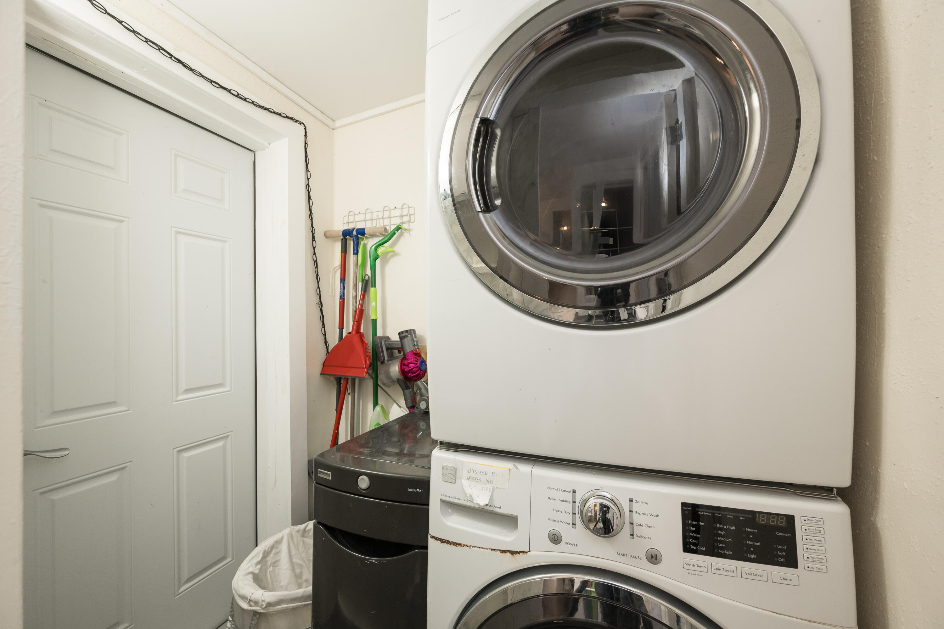740 Prado Circle Property Photo 12
