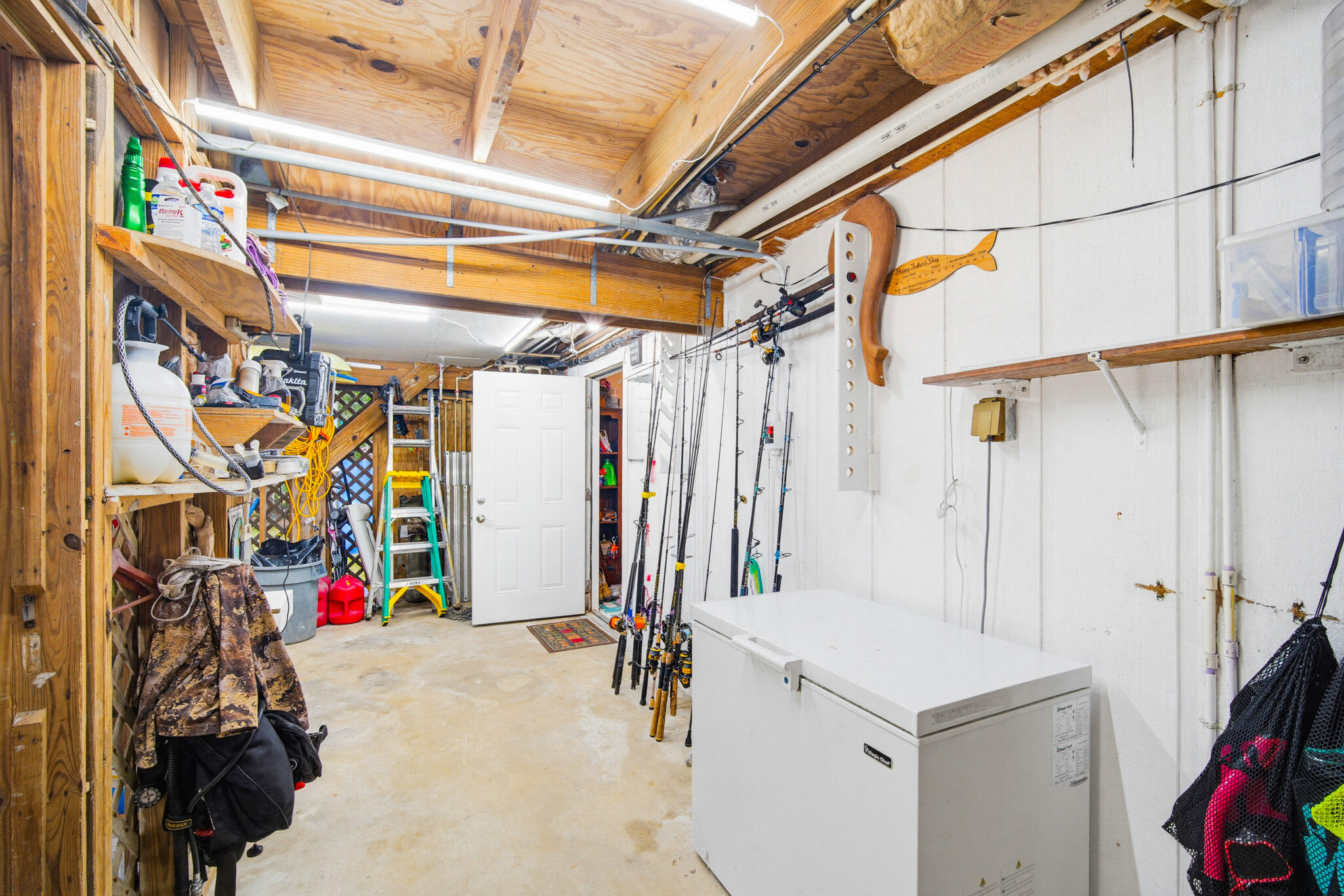 1258 Division Street Property Photo 19