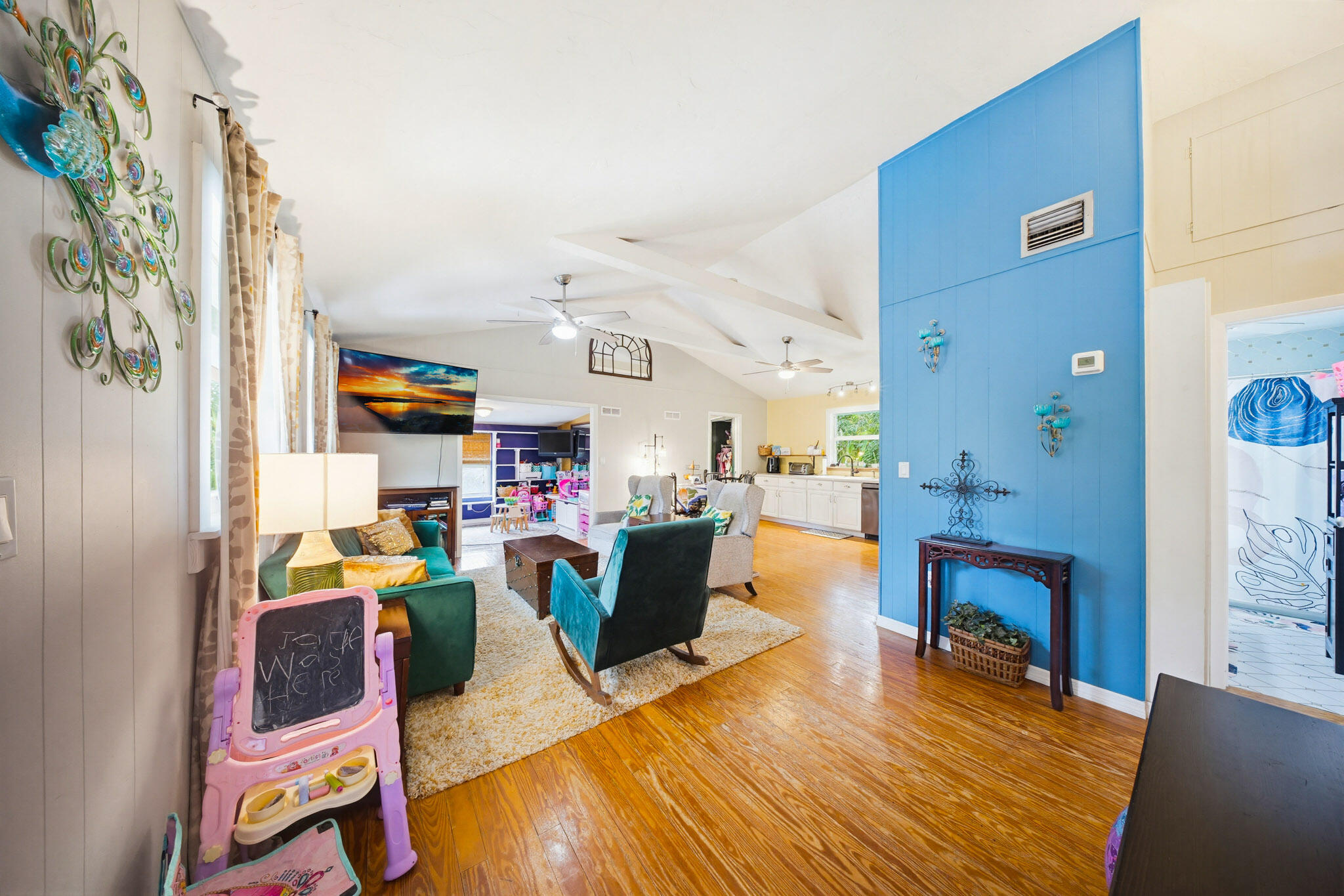 1258 Division Street Property Photo 25