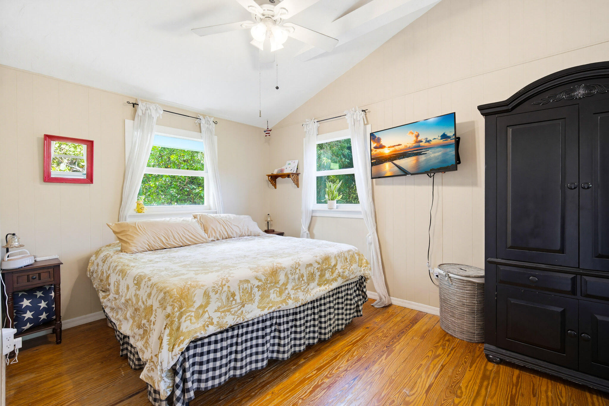 1258 Division Street Property Photo 46