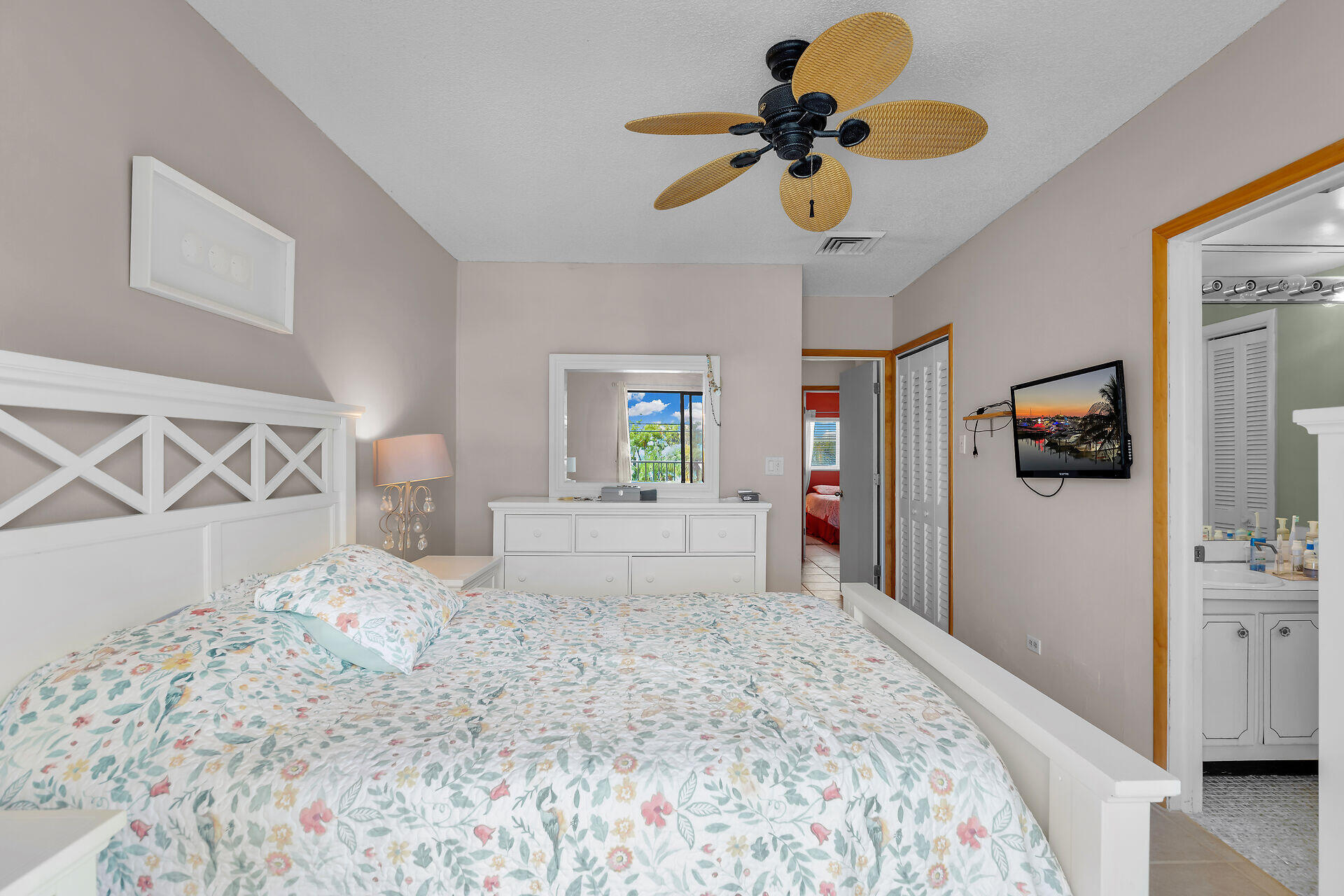 423 Sombrero Beach Road 9 Property Photo 16