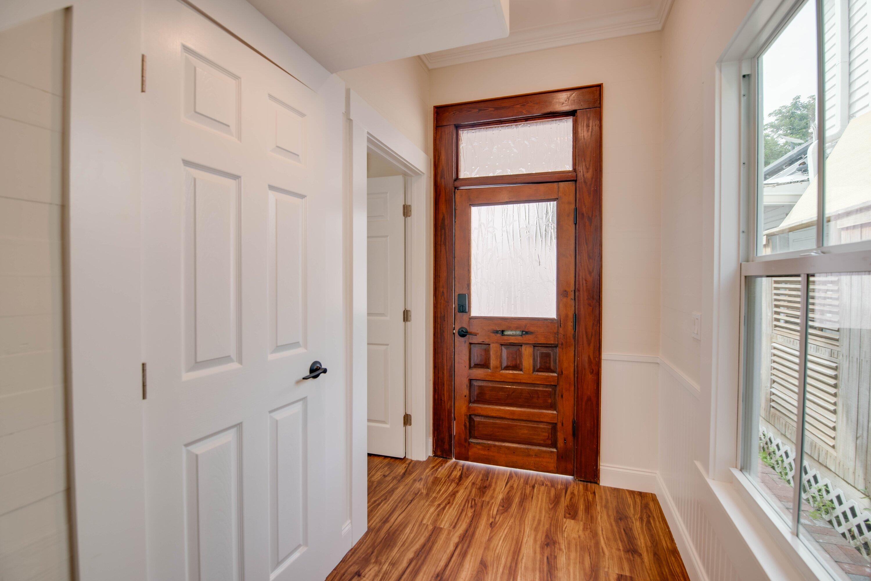 609 Margaret Street Property Photo 10