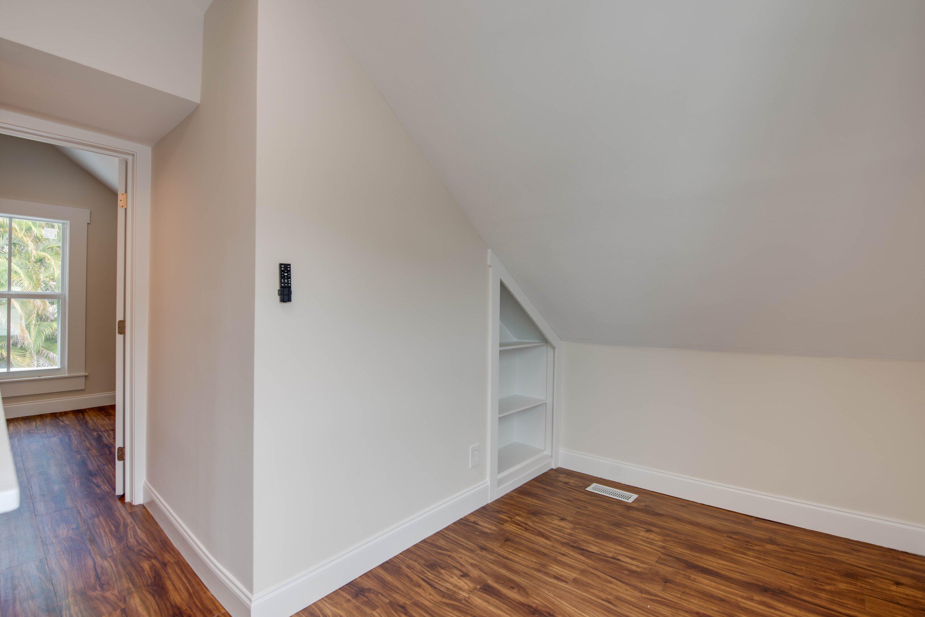 609 Margaret Street Property Photo 19