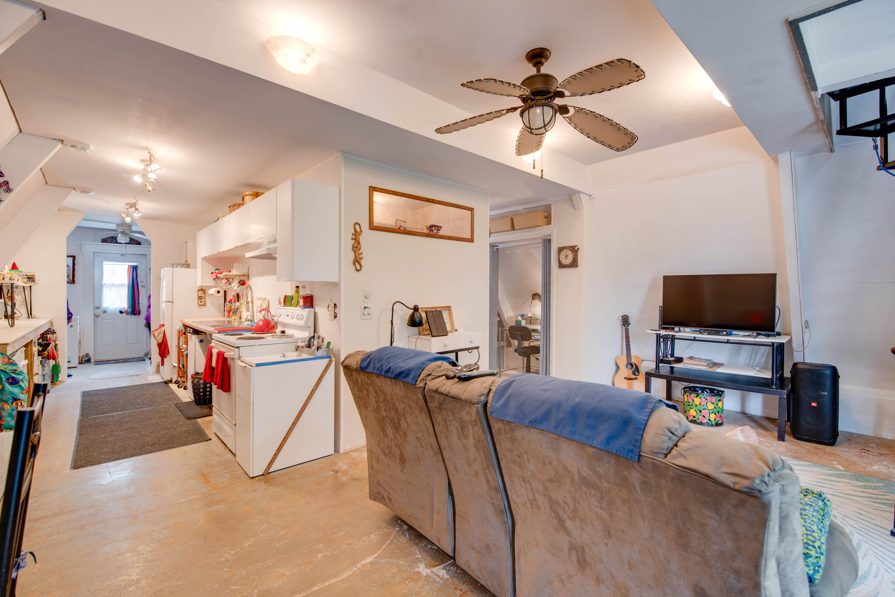 31033 Hibiscus Drive Property Photo 8