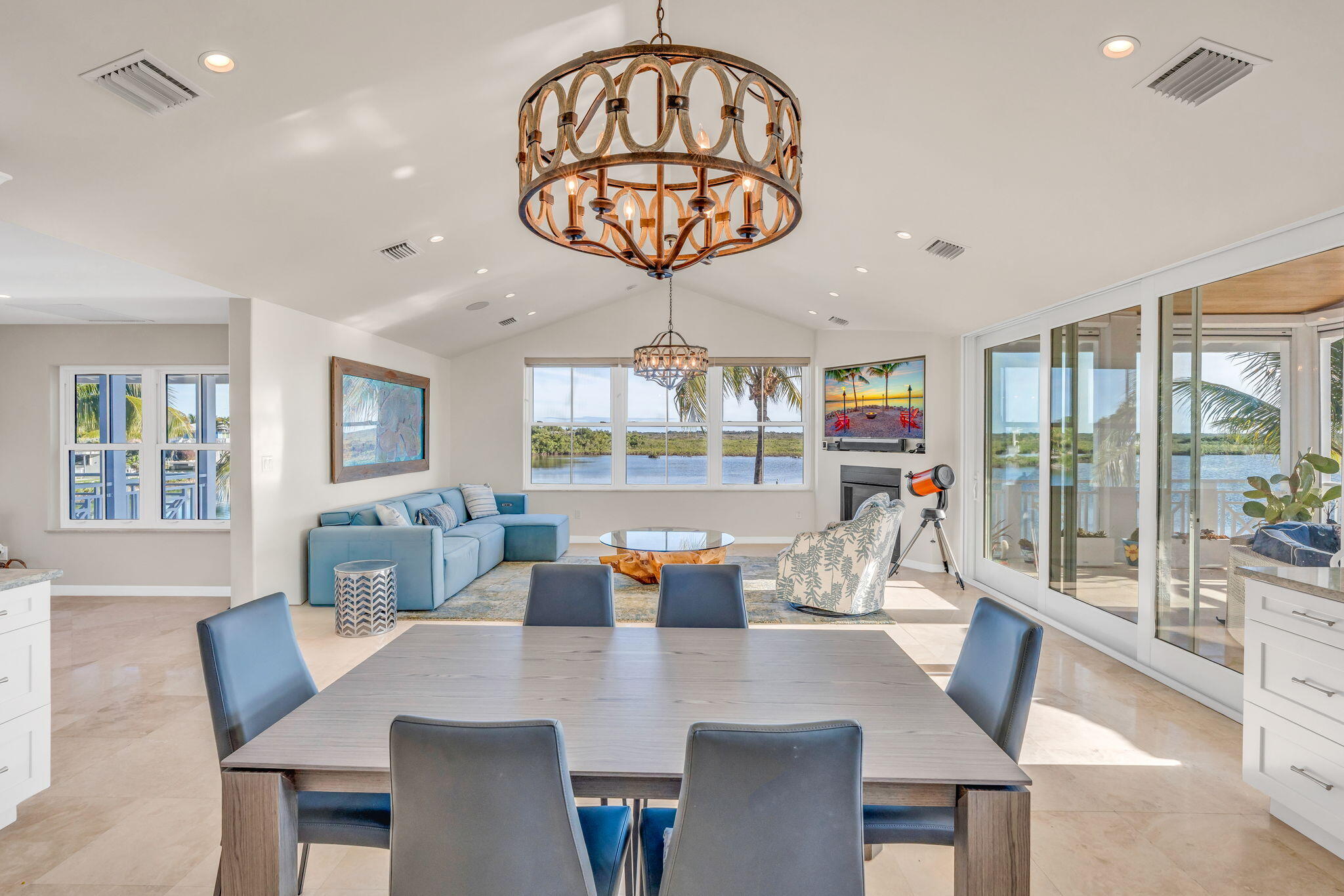 17013 Coral Drive Property Photo 11