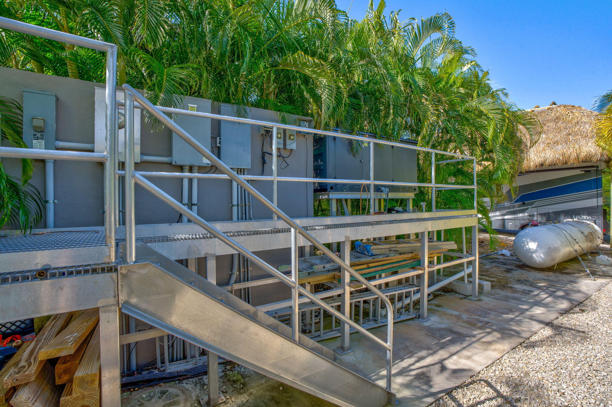 17013 Coral Drive Property Photo 48