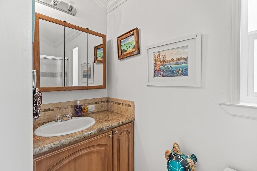31478 Avenue E Property Photo 9