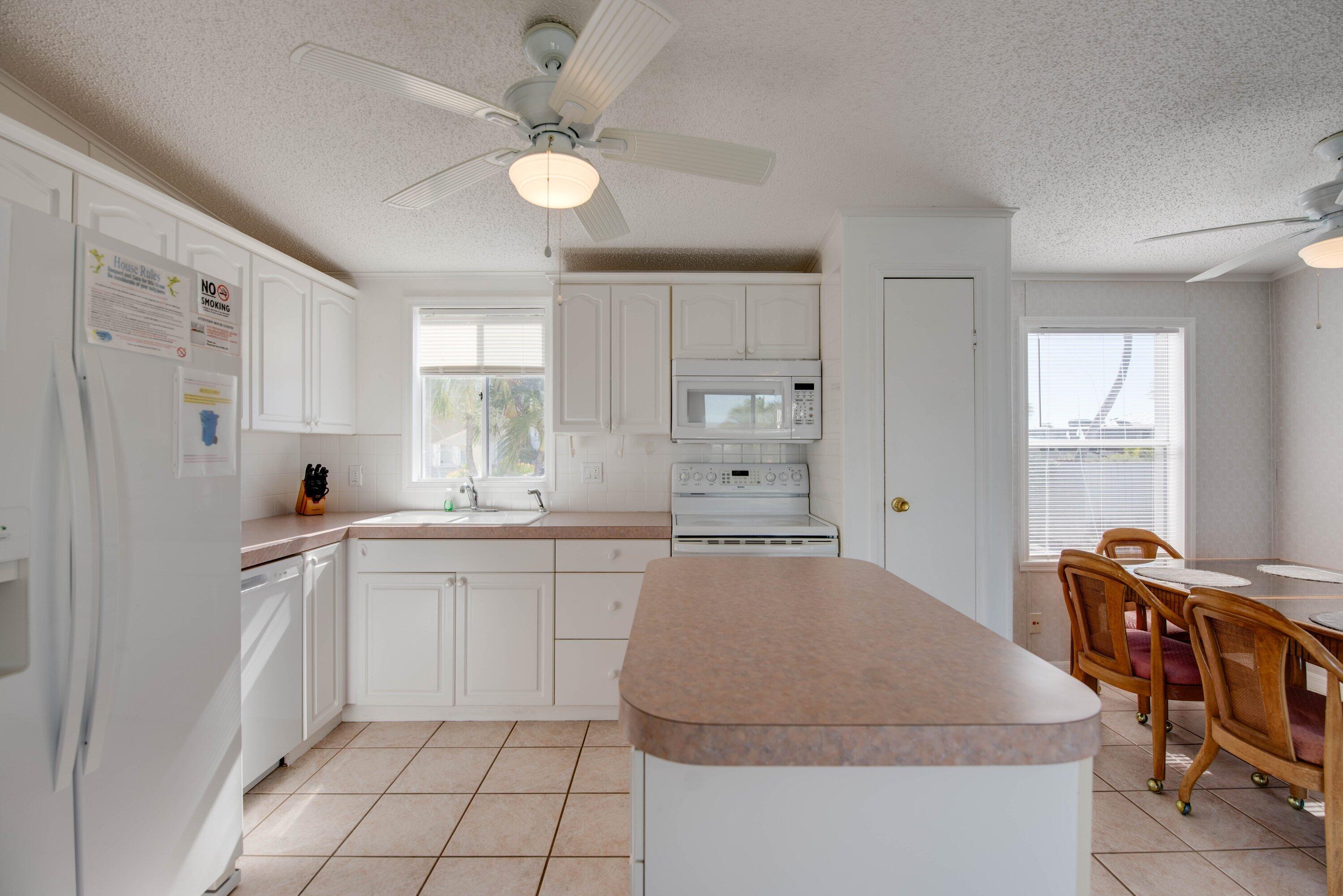 701 Spanish Main Drive 265 Property Photo 4