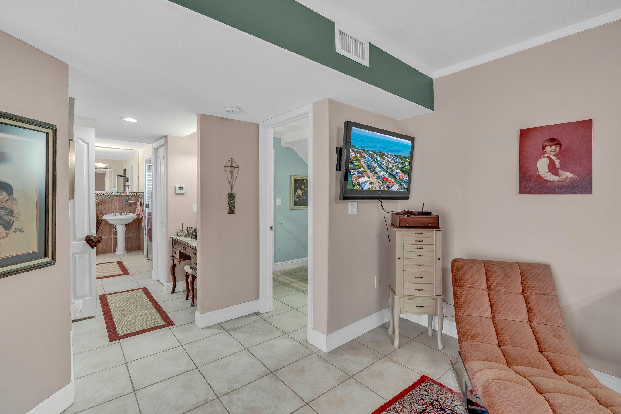 167 Lorelane Place Property Photo 24