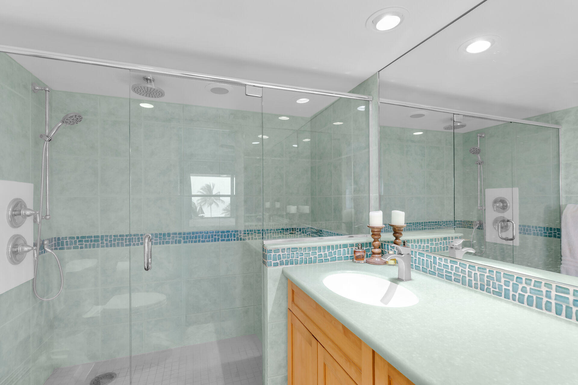 1901 S Roosevelt Boulevard 401e Property Photo 20