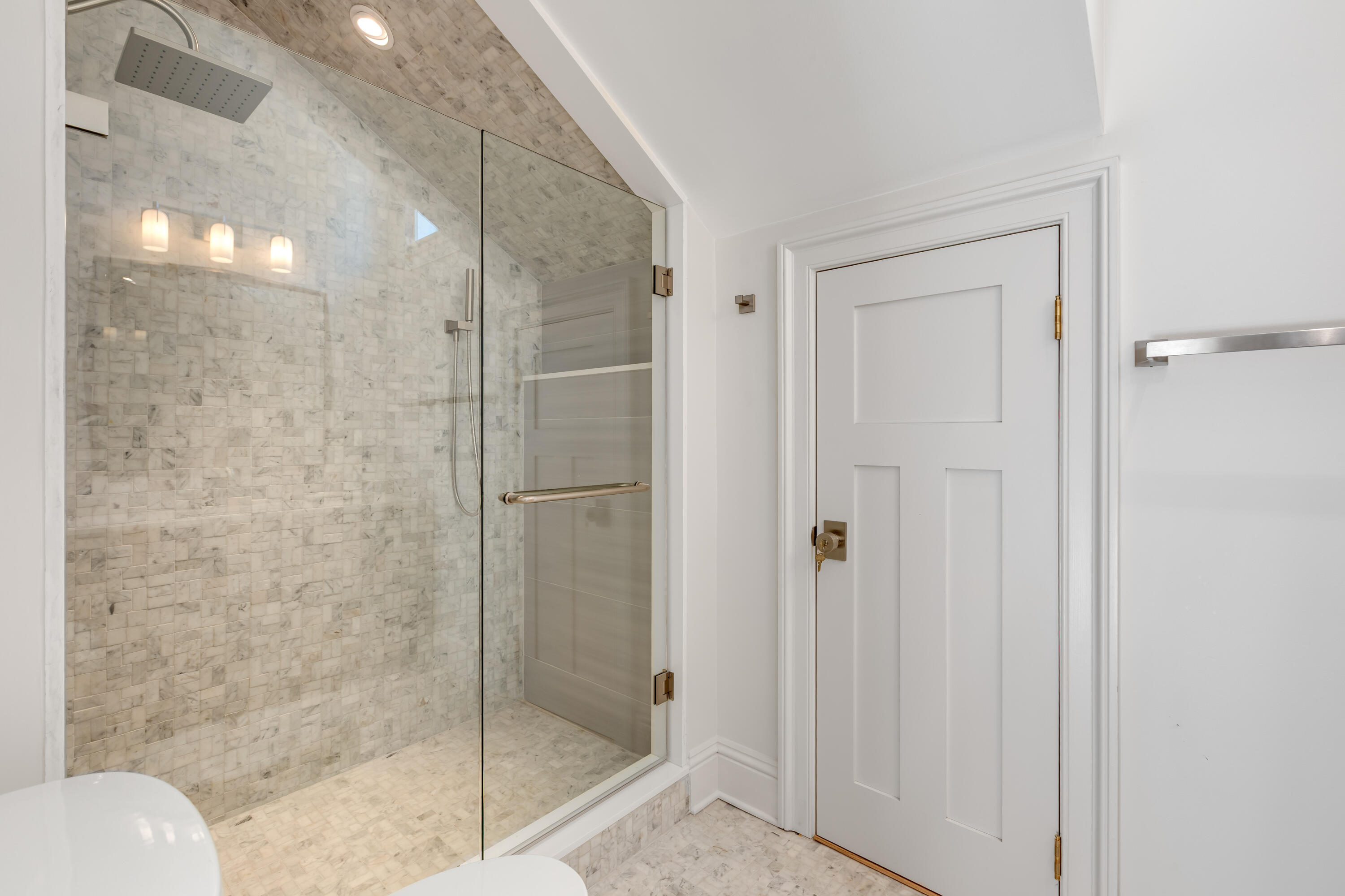 419 Simonton Street C Property Photo 29