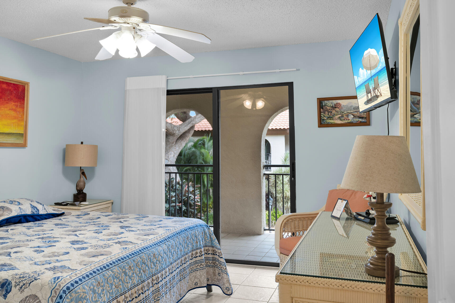 1001 W Ocean Drive 2-201 Property Photo 25