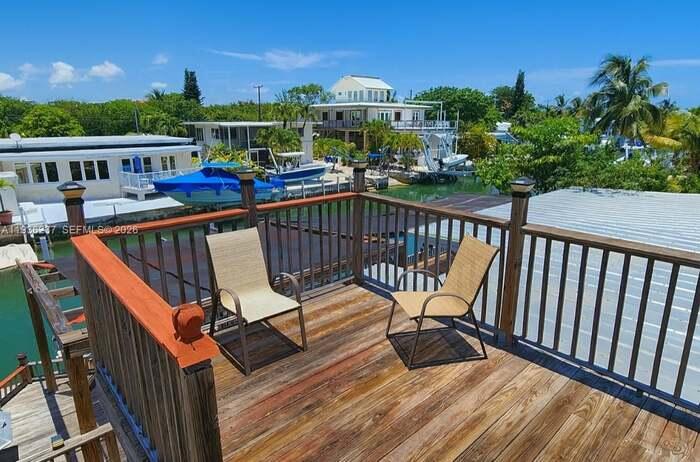 715 E Caribbean Drive Property Photo 13