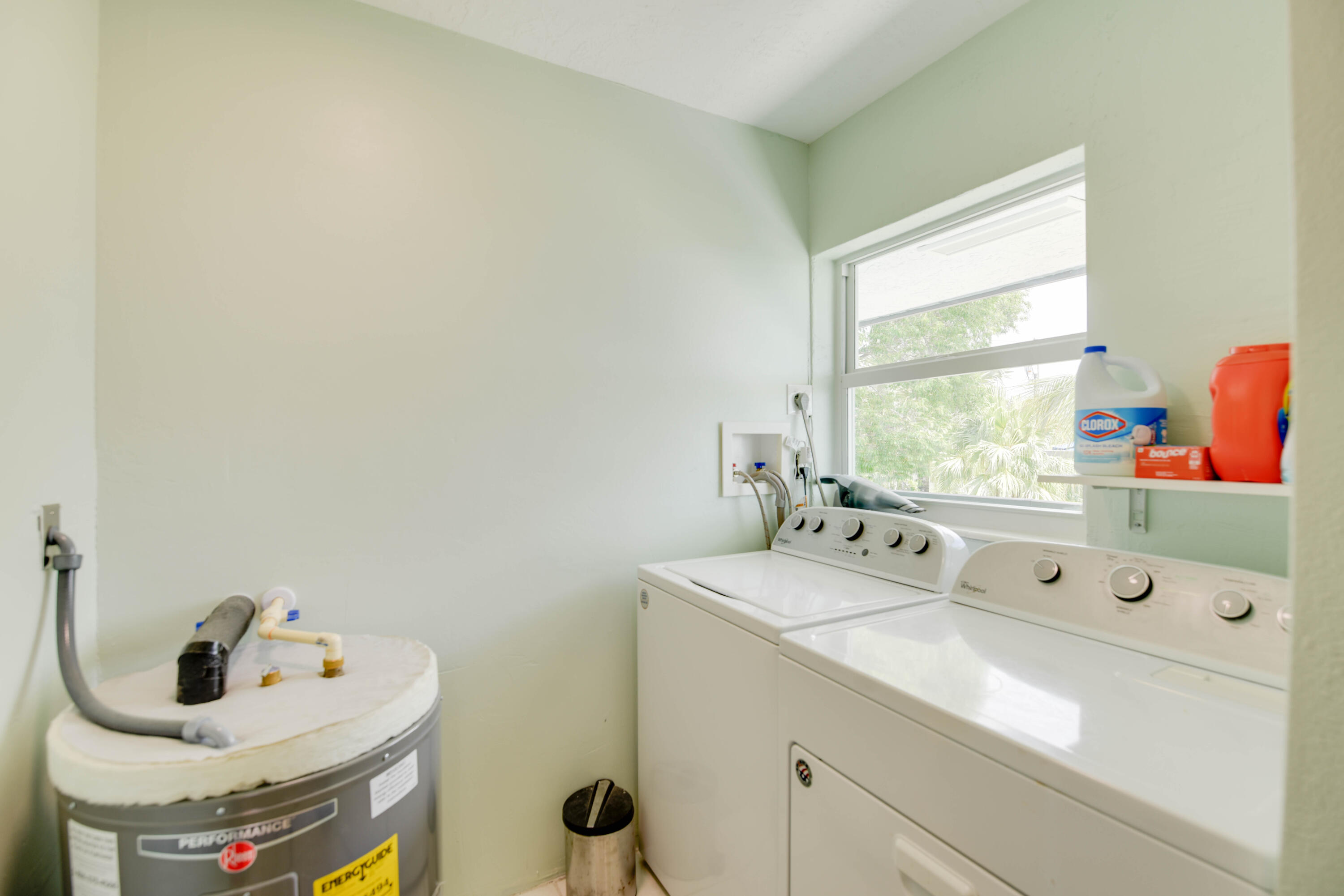 887 Bay Drive Property Photo 13