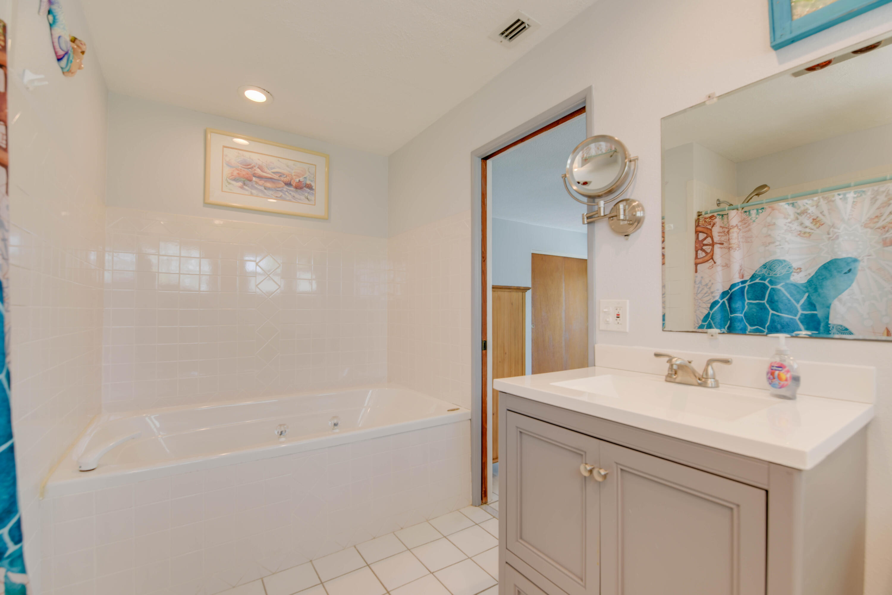 887 Bay Drive Property Photo 20