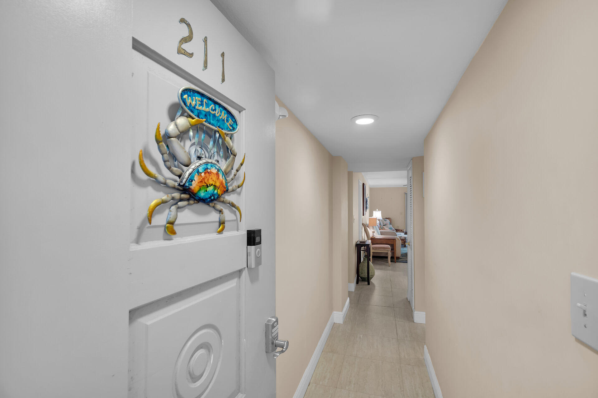 201 E Ocean Drive 1-211 Property Photo 7