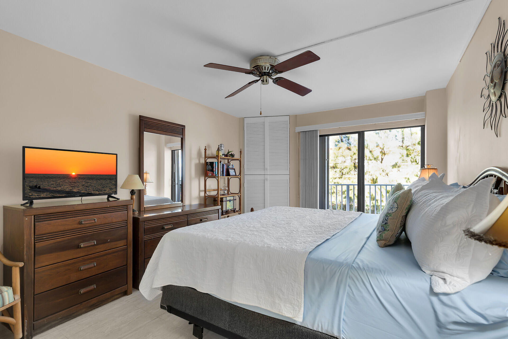201 E Ocean Drive 1-211 Property Photo 24