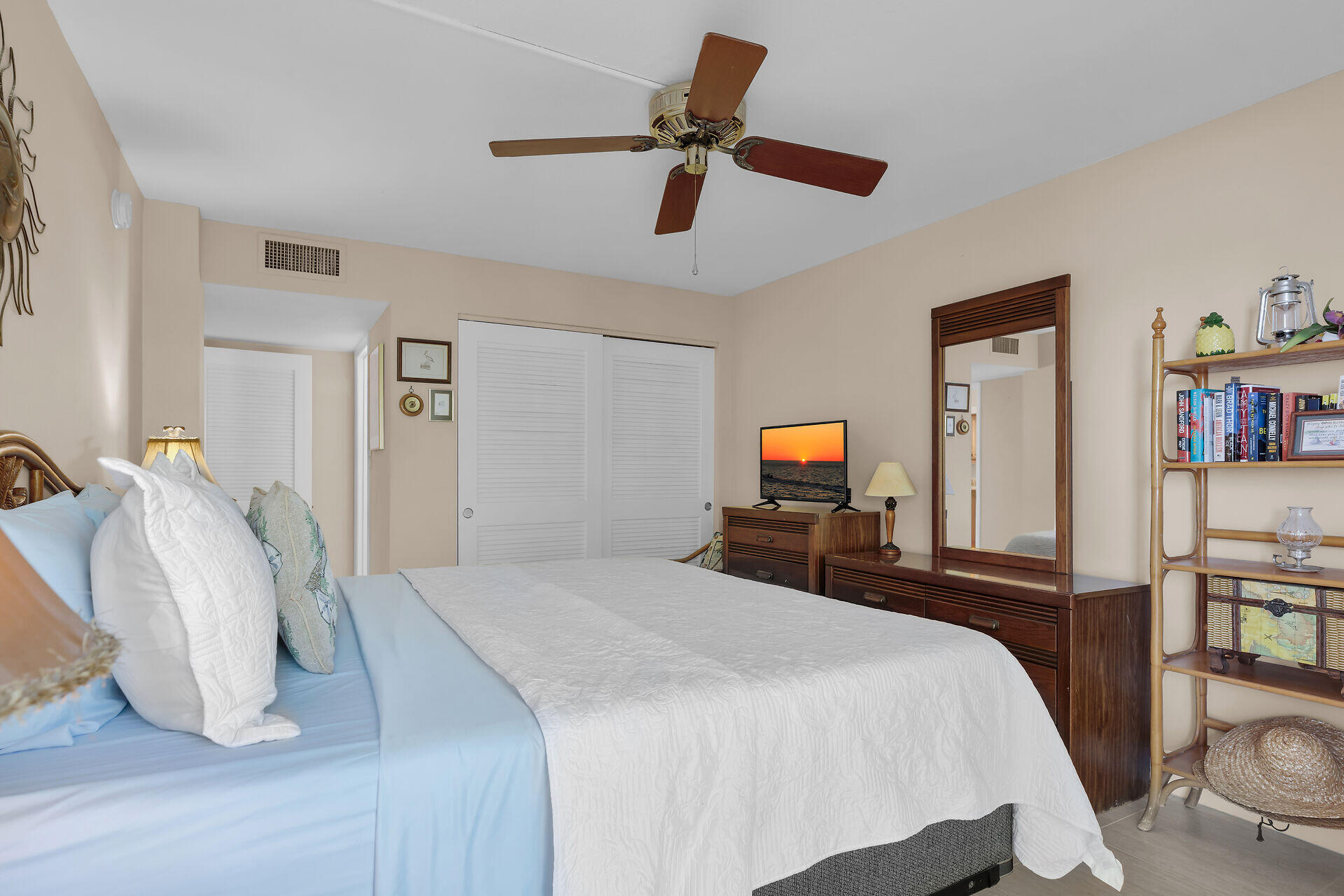 201 E Ocean Drive 1-211 Property Photo 26