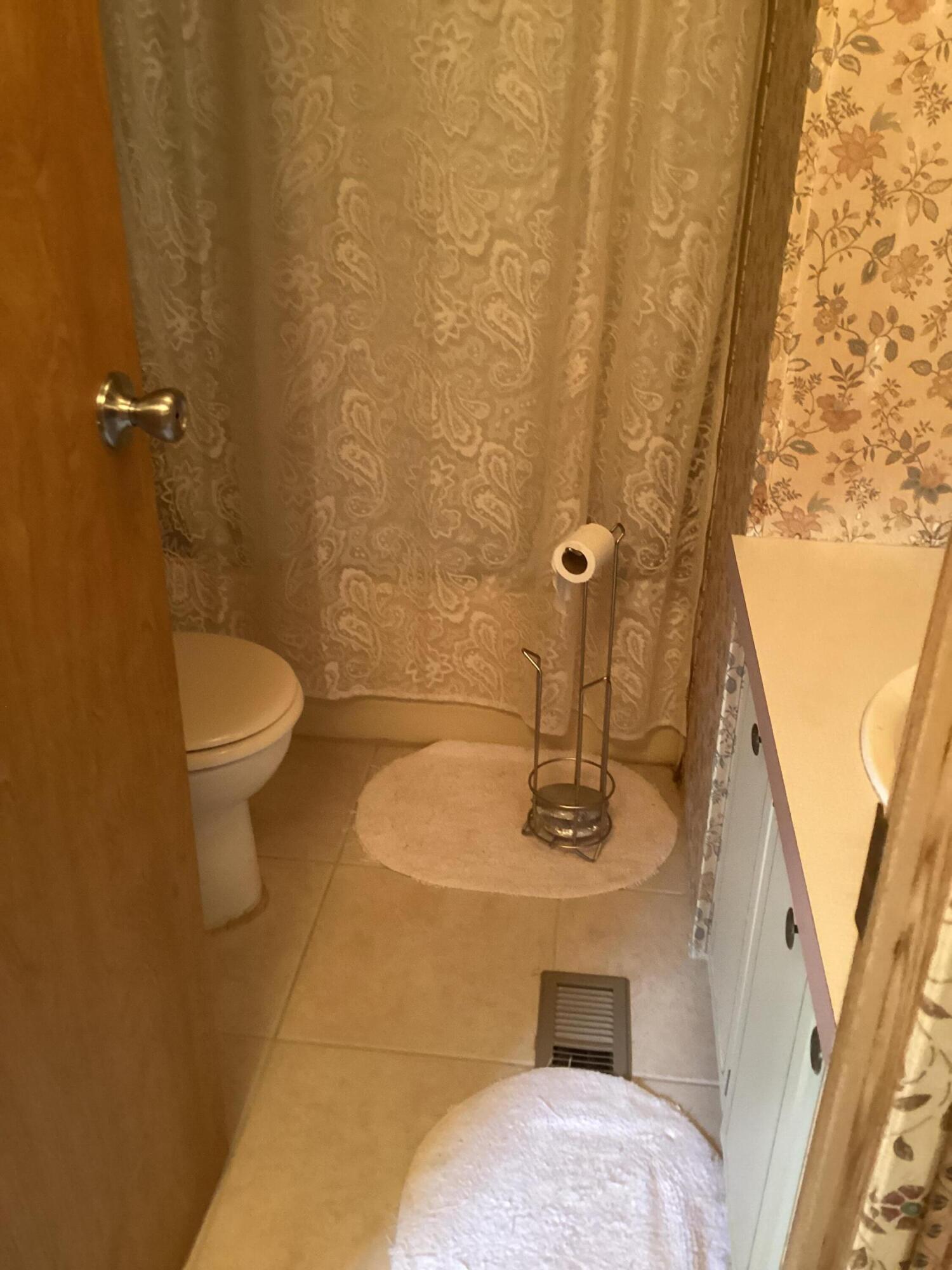 264 Mars Lane Property Photo 12