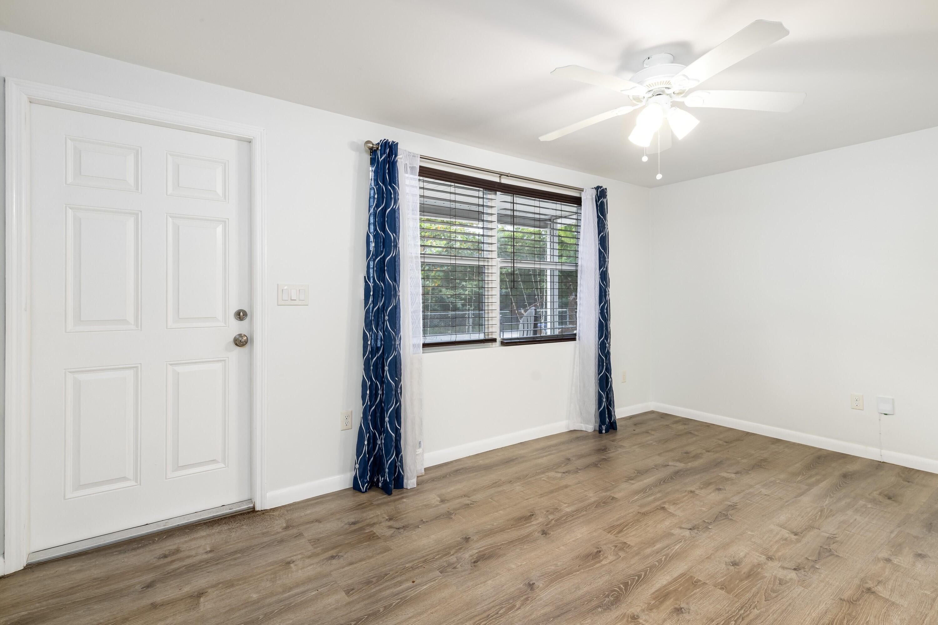 30023 Pine Channel Road Property Photo 2