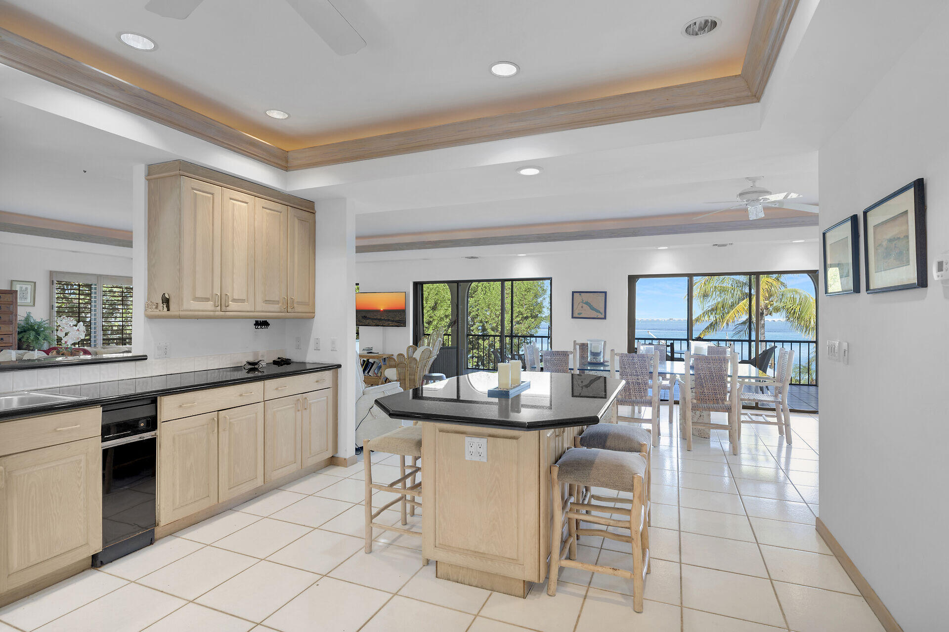 112 Bimini Drive Property Photo 13