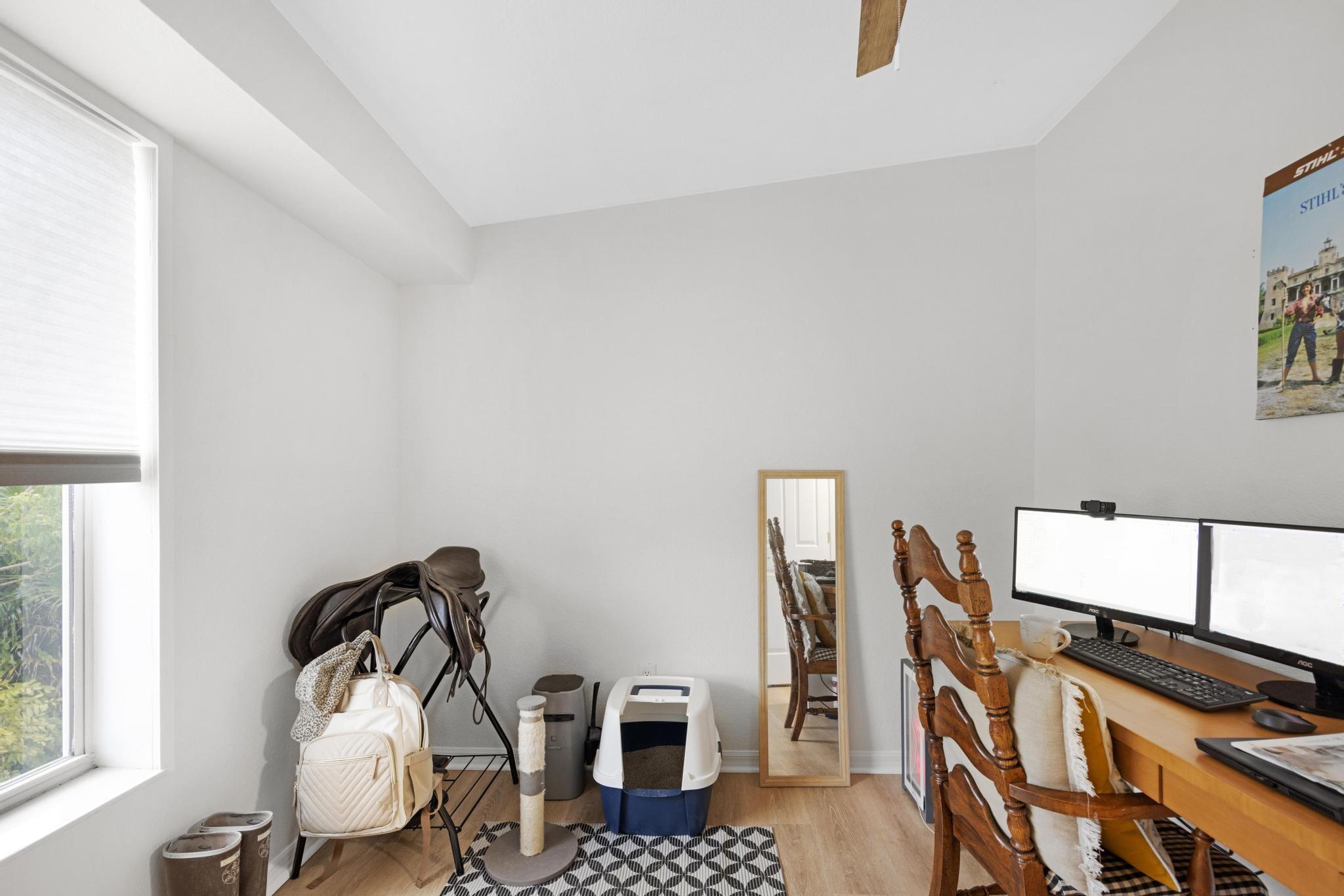 31240 Avenue H Property Photo 17