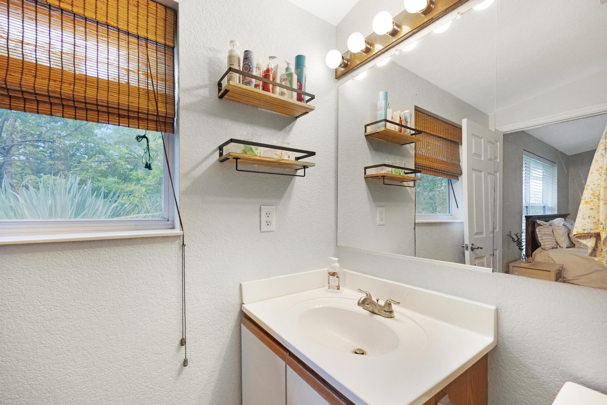 31240 Avenue H Property Photo 21