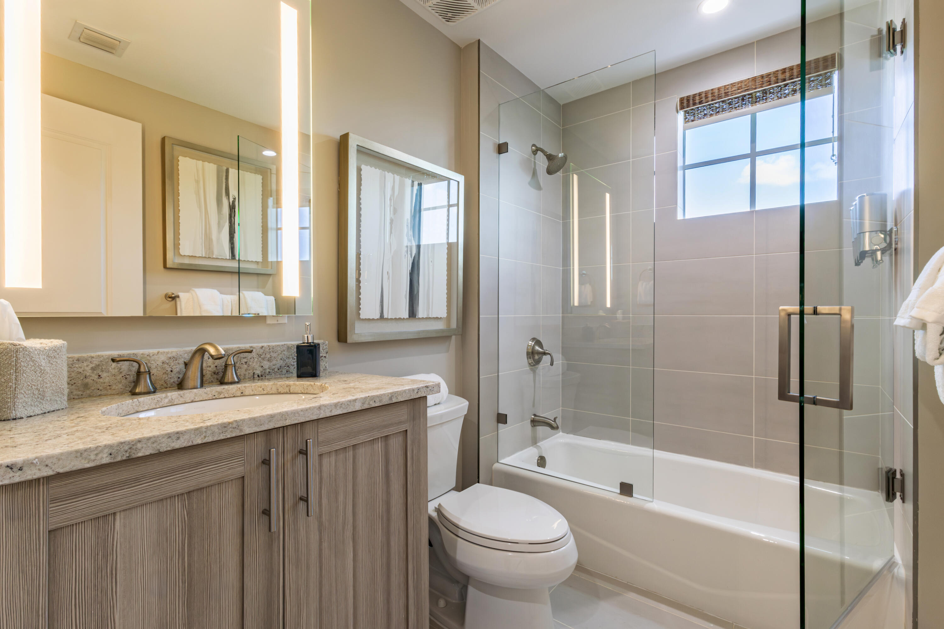 25 E Playa Largo Boulevard Property Photo 33