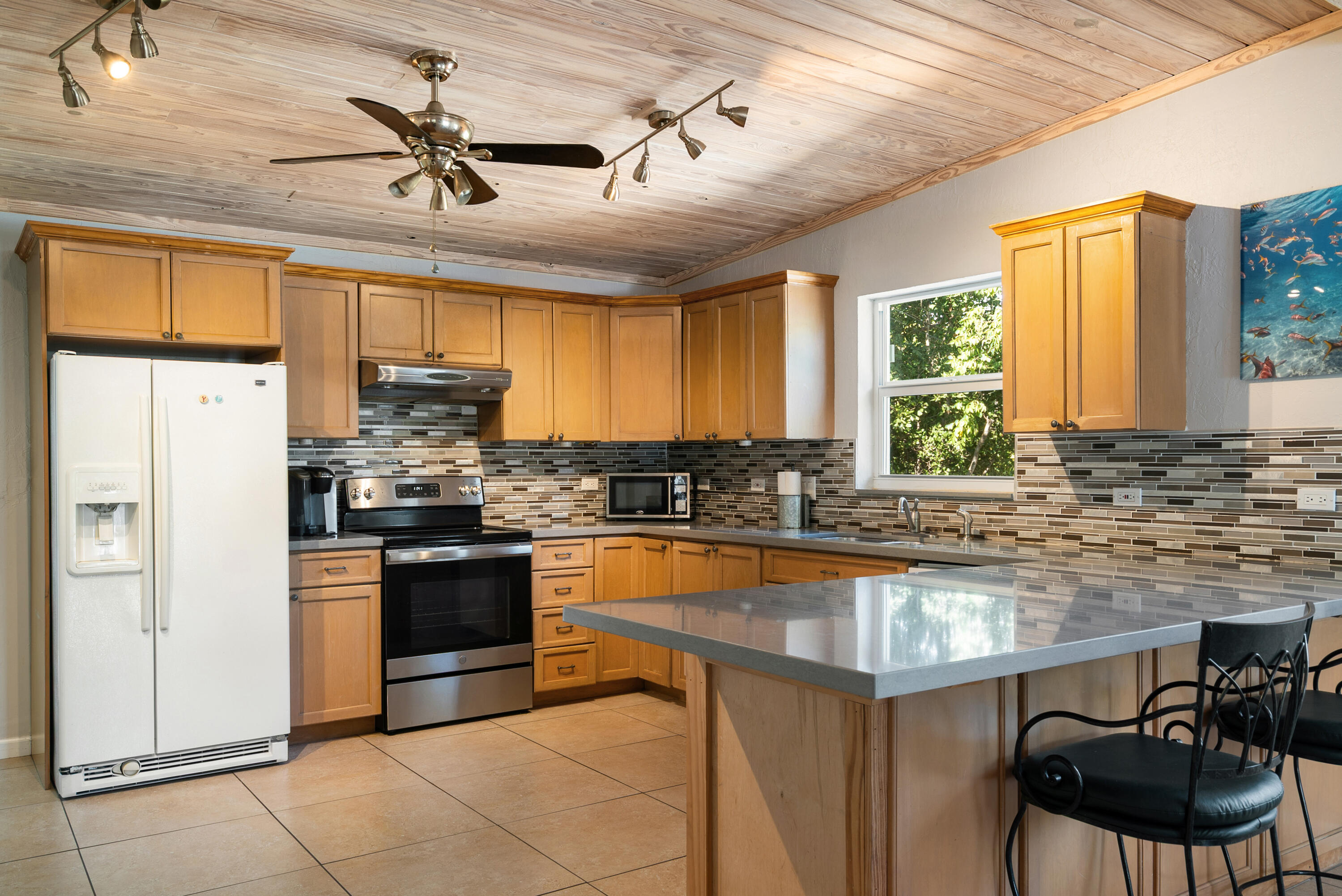 148 Sunrise Drive Property Photo 5