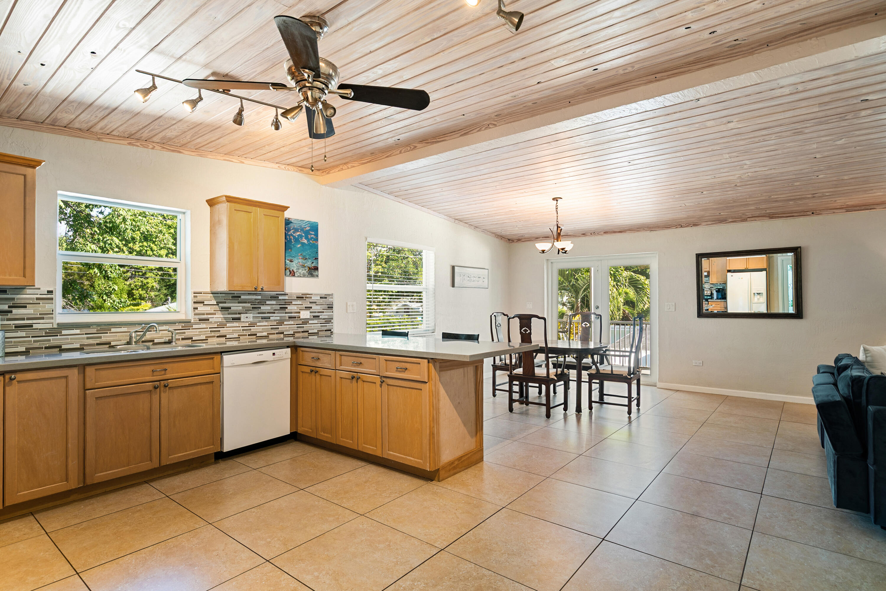 148 Sunrise Drive Property Photo 7