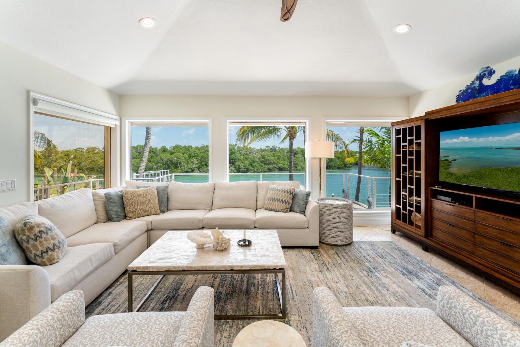 171 Kahiki Drive Property Photo 12