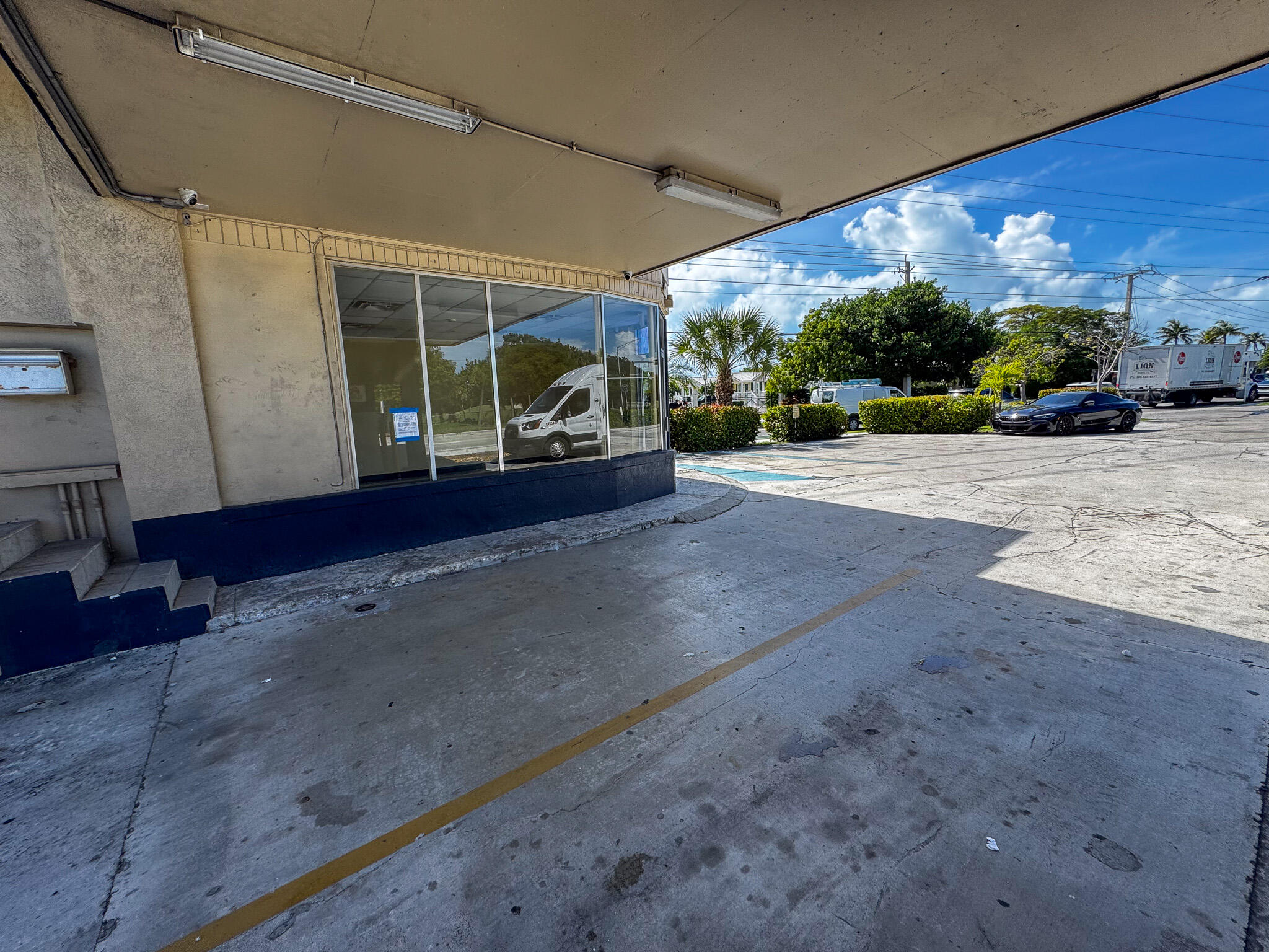5300 Overseas Highway Property Photo 2